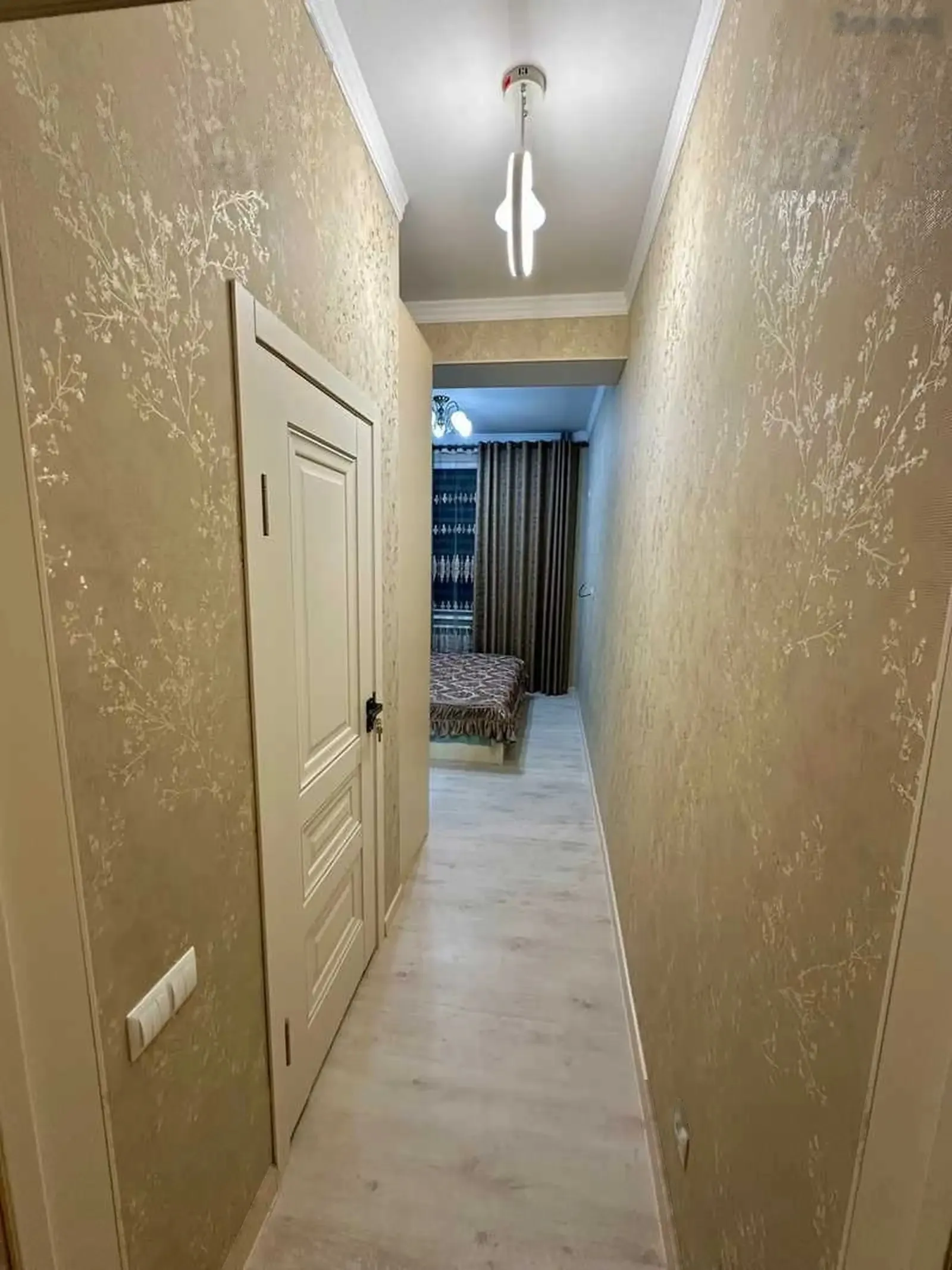 3-комн. квартира, 4 этаж, 110м², Шохмансур