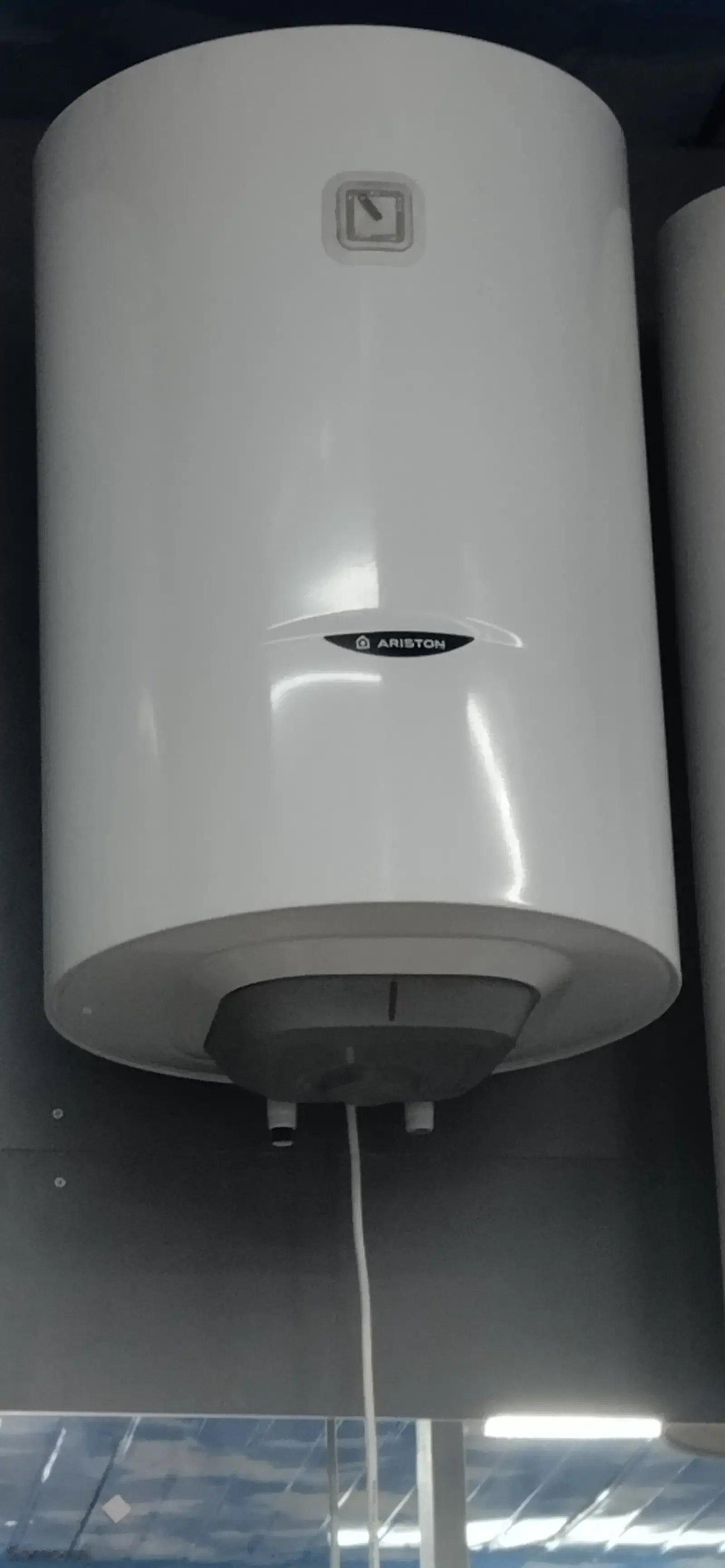 Водонагреватель Ariston 50л