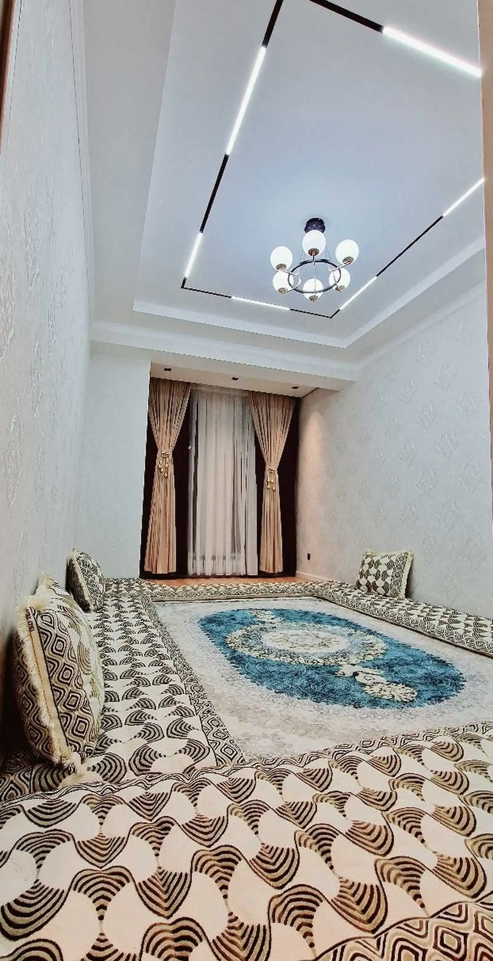 3-комн. квартира, 8 этаж, 100м², 33 мкр гаи барои лицей Умар Хайём