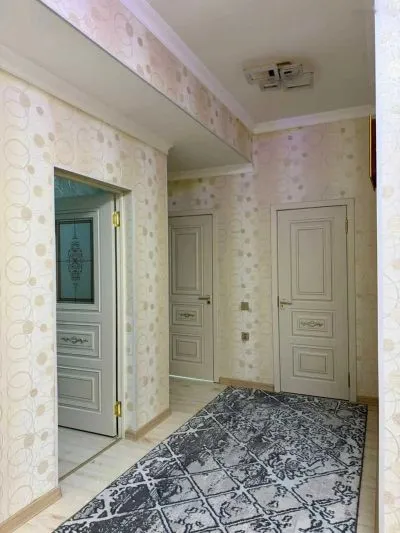 1-комн. квартира, 8 этаж, 65 м², 102мкр