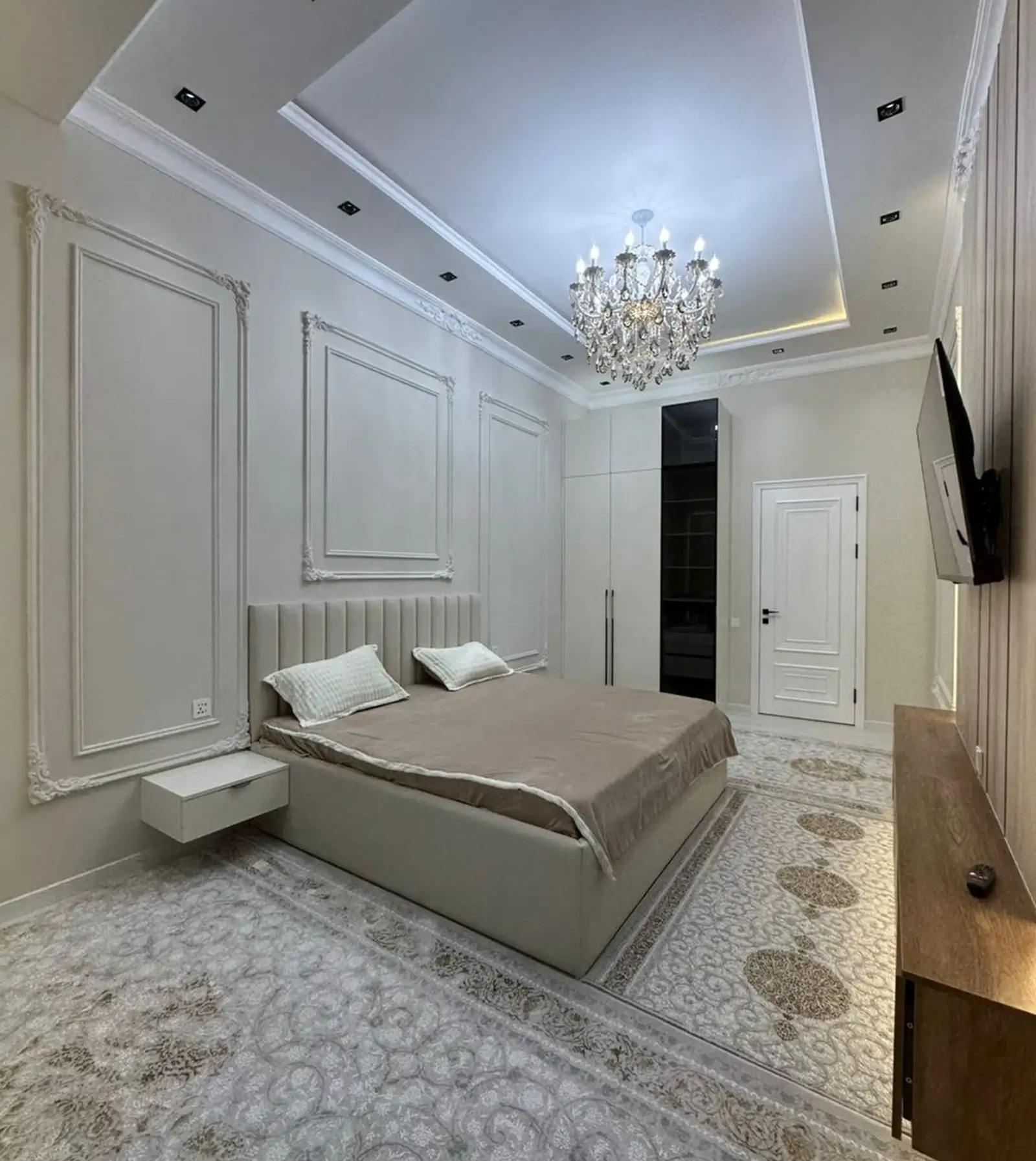 2-комн. квартира, 15 этаж, 75м², Шохмансур Садбарг бари гостиница Точикистон