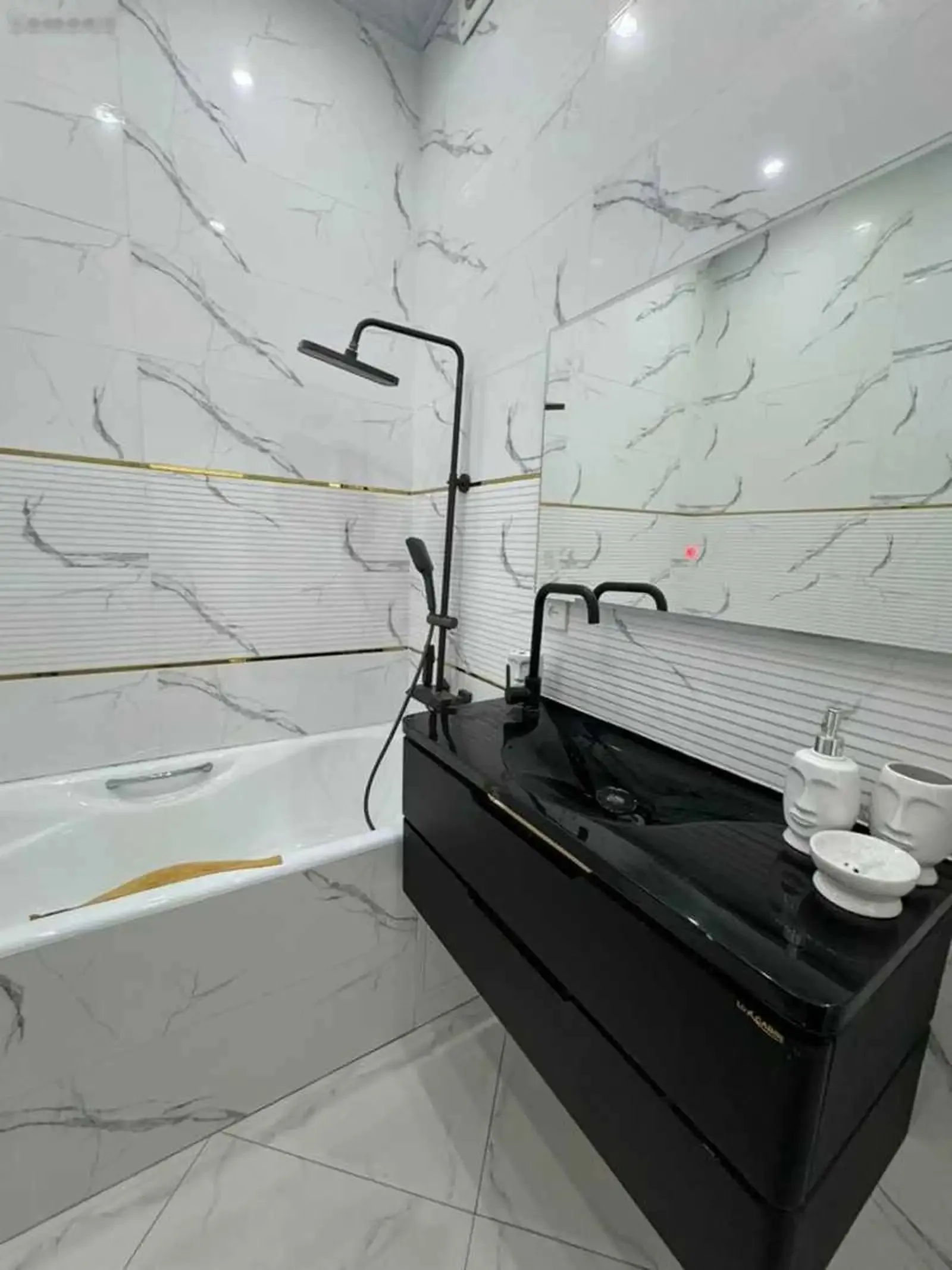 2-комн. квартира, 15 этаж, 73м², пайкари