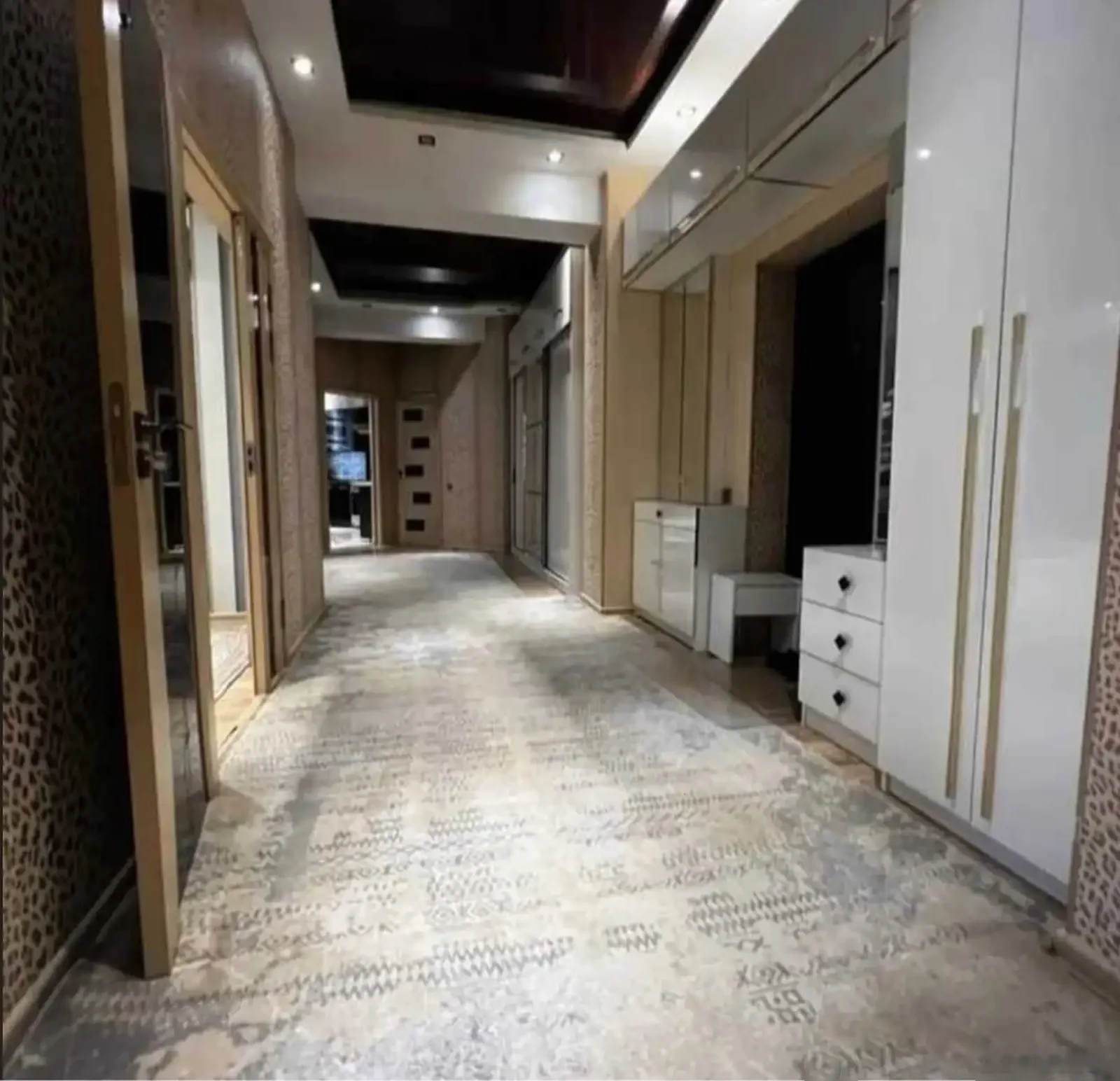 3-комн. квартира, 11 этаж, 120м², Дом печать