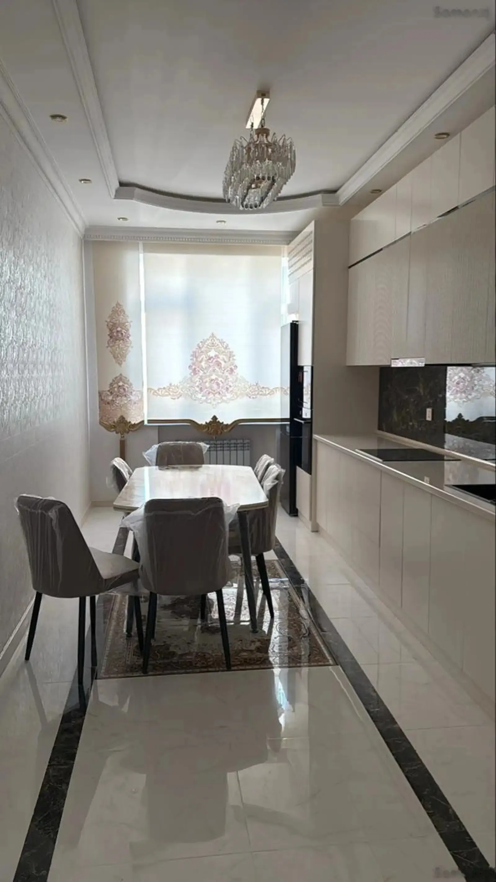 3-комн. квартира, 12 этаж, 150м², Шохмансур