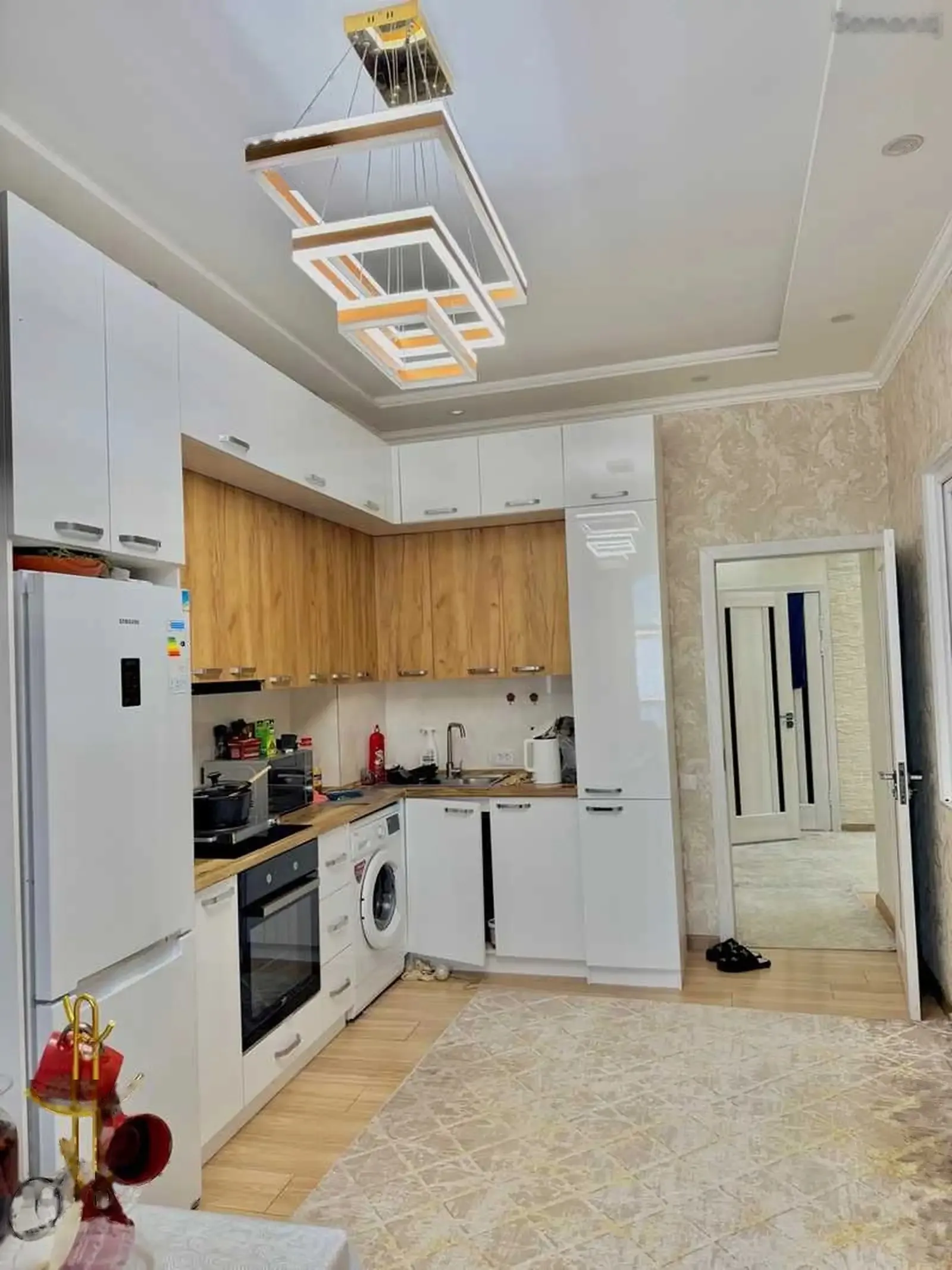 3-комн. квартира, 14 этаж, 110м², Шохмансур