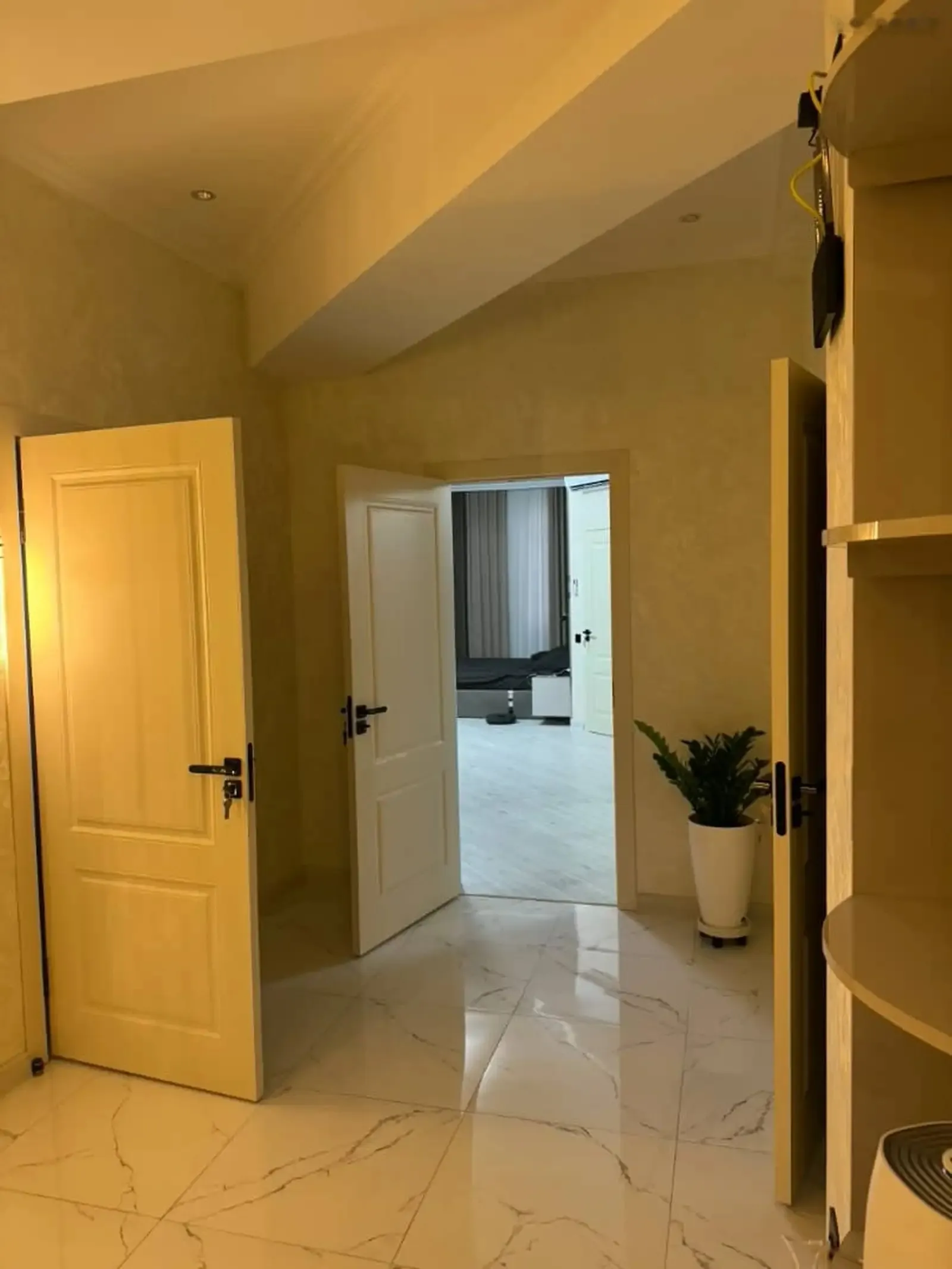 3-комн. квартира, 18 этаж, 125м², дом печати