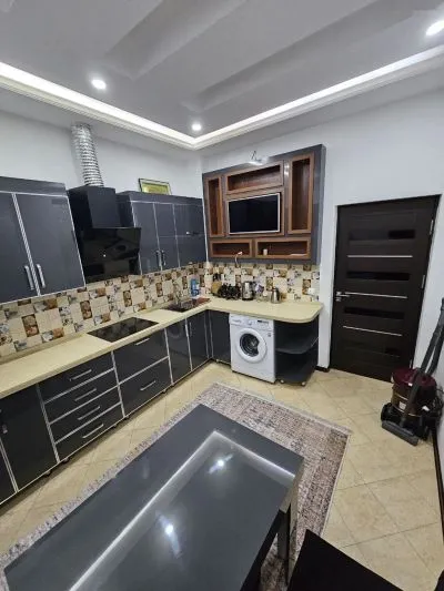 2-комн. квартира, 4 этаж, 74 м², мехргон