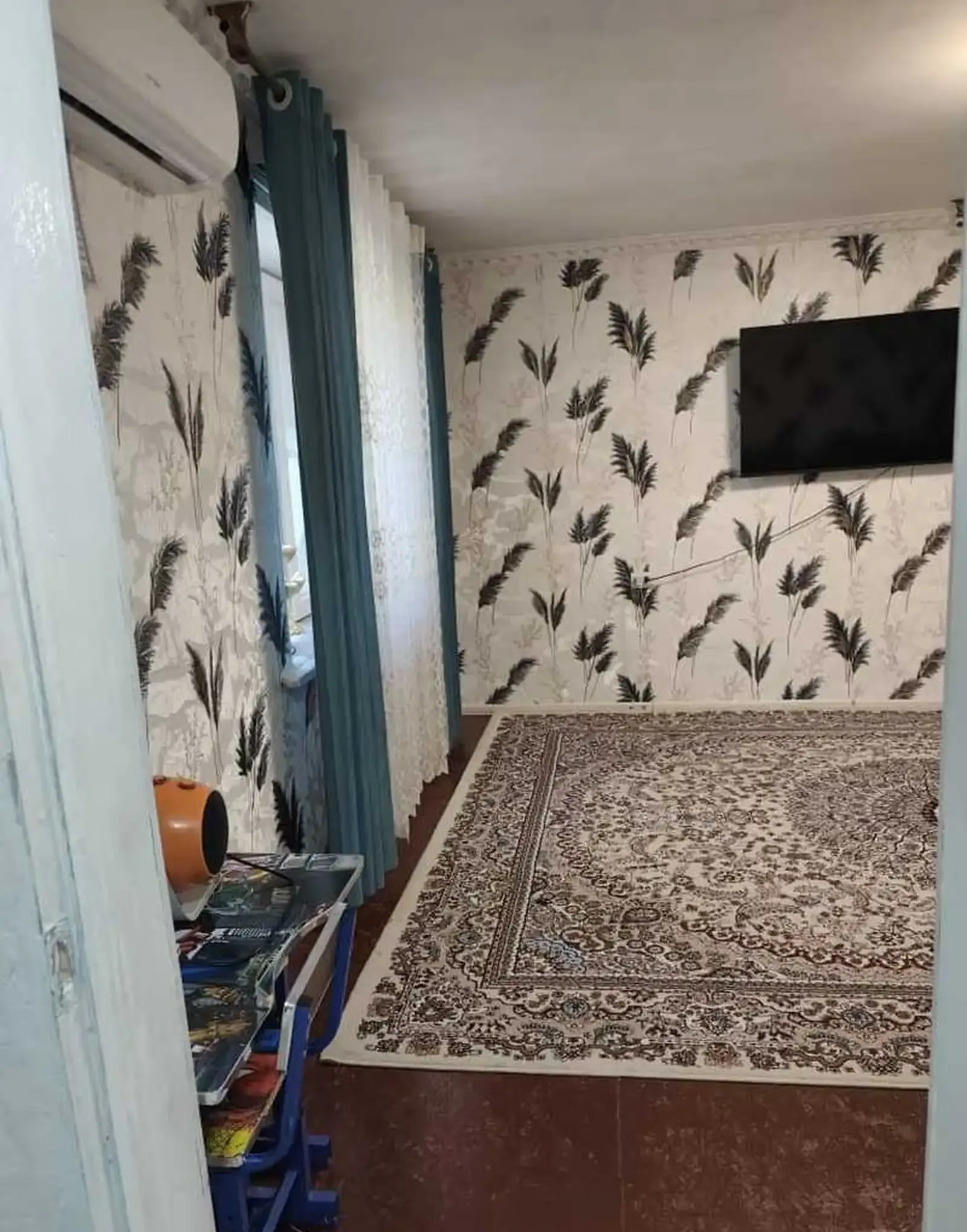 1-комн. квартира, 1 этаж, 5 м², ёкут 2000