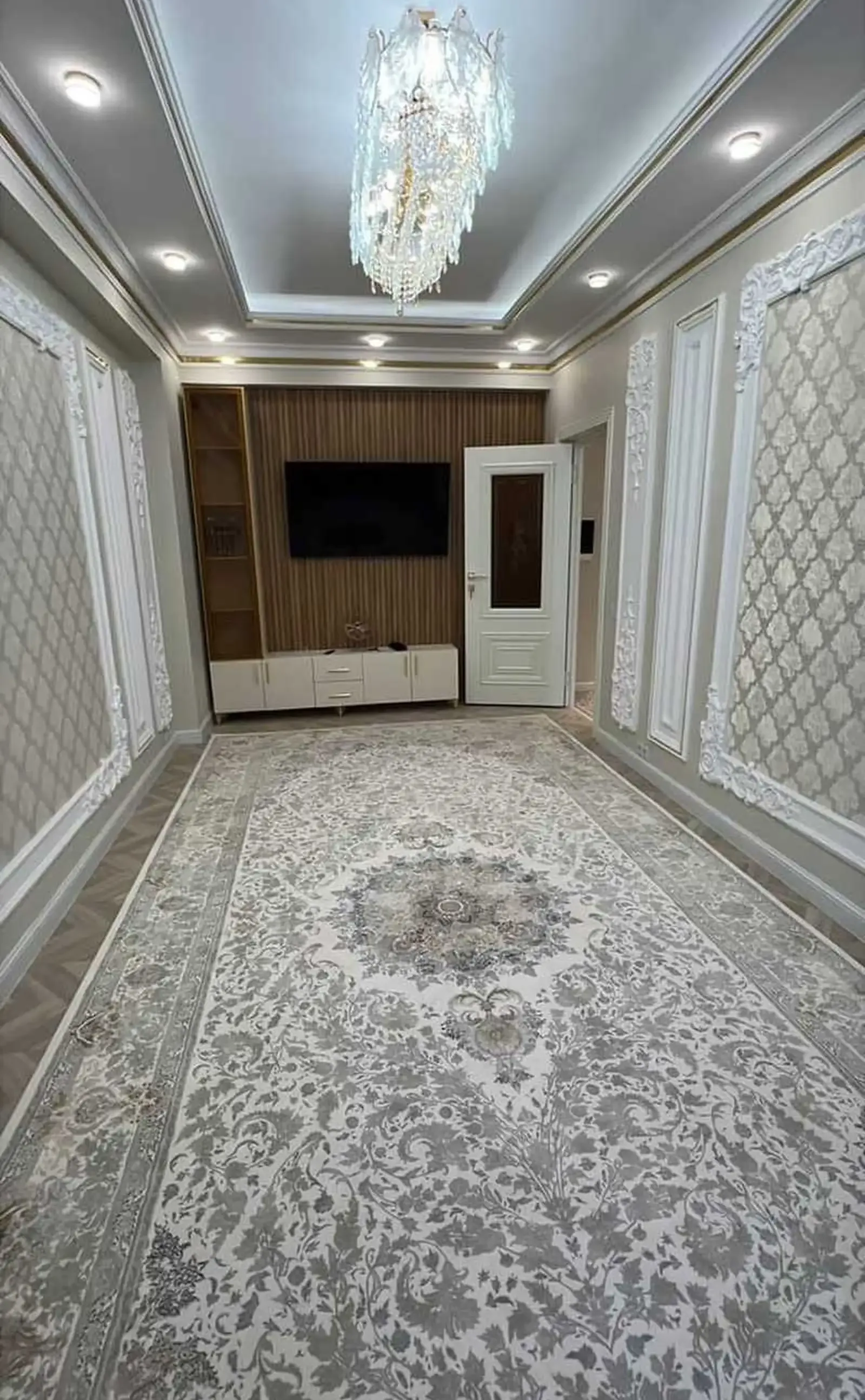 2-комн. квартира, 3 этаж, 52м², 46 мкр, Соҳили, бари доми Форел