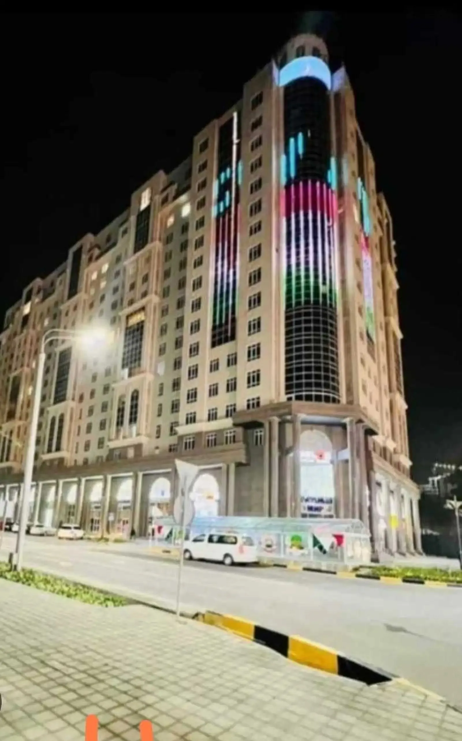 2-комн. квартира, 9 этаж, 50м², Садбарг доми Гелос