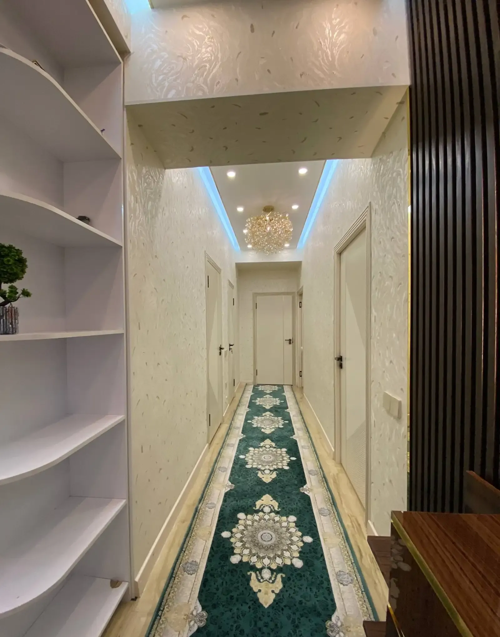 2-комн. квартира, 4 этаж, 77 м², Сино Молодежный