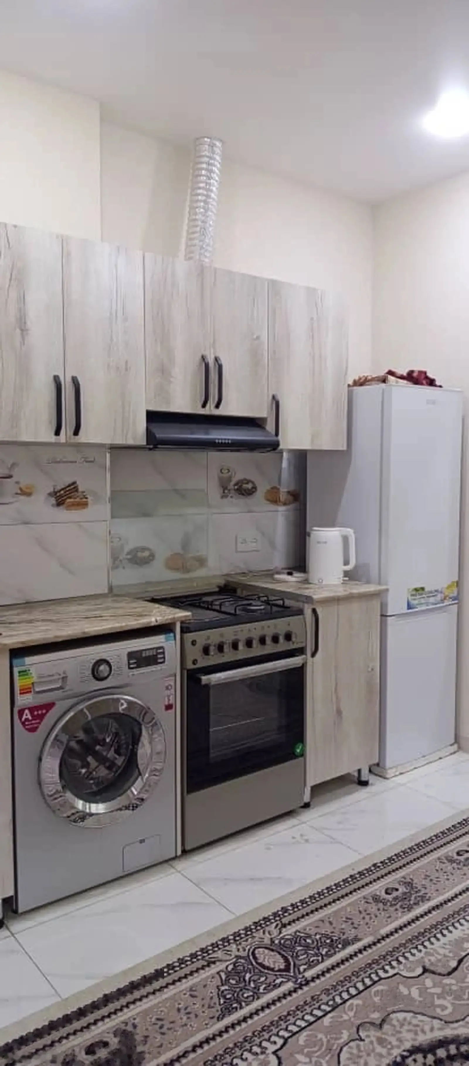2-комн. квартира, 18 этаж, 80м², гостницаи Hilton