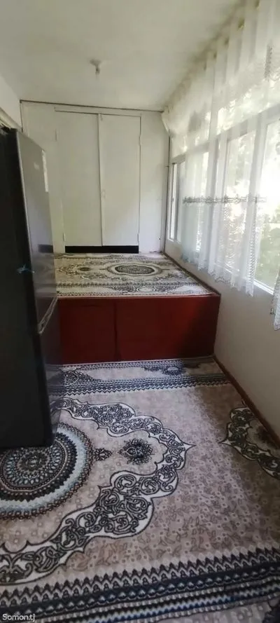 3-комн. квартира, 4 этаж, 62м², 103 мкр