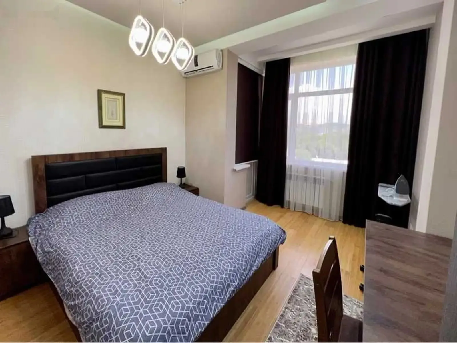 2-комн. квартира, 10 этаж, 60м², Шохмансур (Вазорати Нақлиёт)