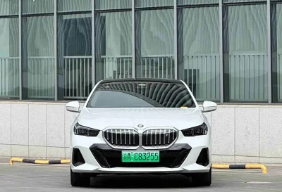 BMW 5 series, 2025