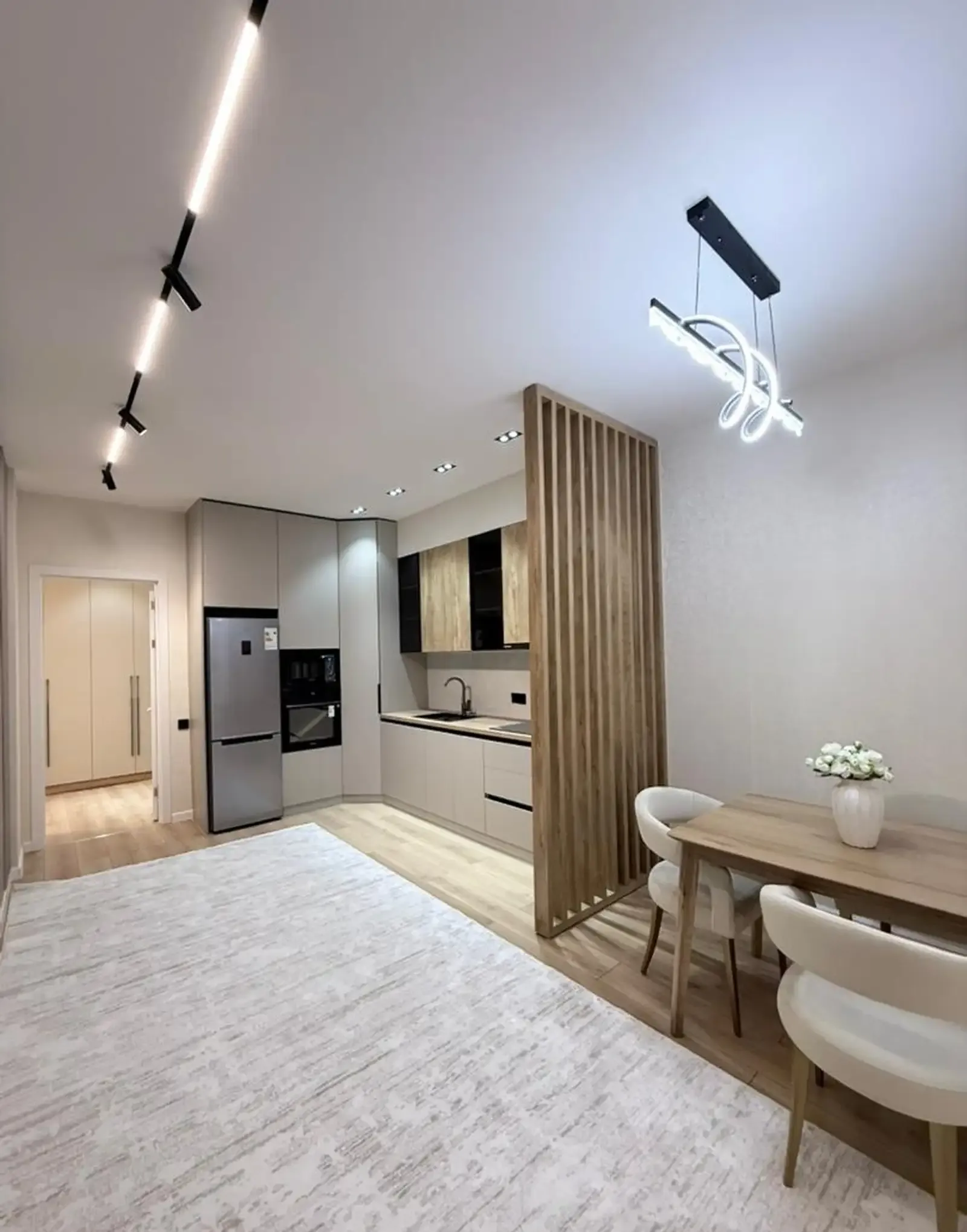 2-комн. квартира, 4 этаж, 98 м², Спартак, Ёвар
