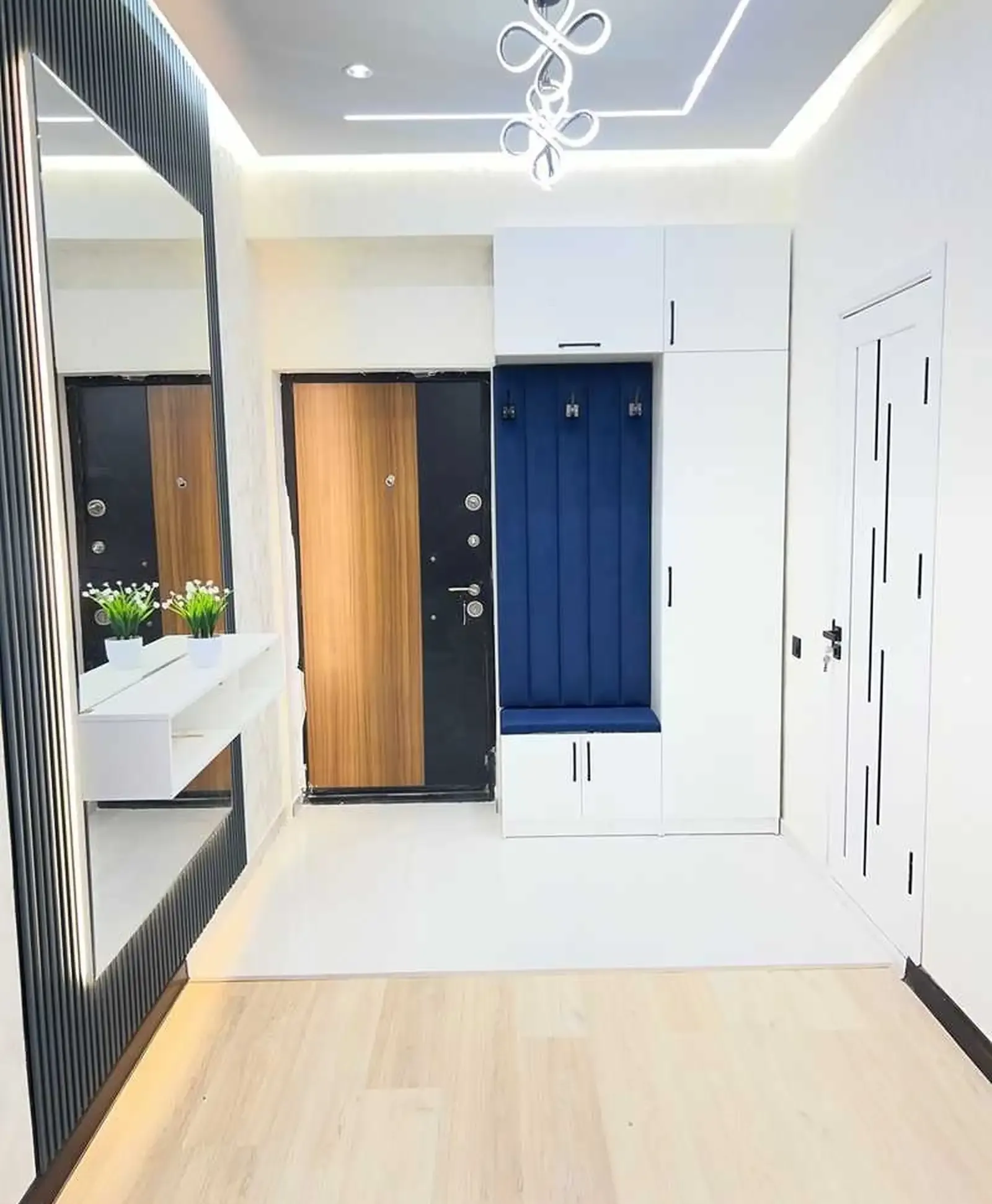 2-комн. квартира, 9 этаж, 52м², Овир, Гранд отель