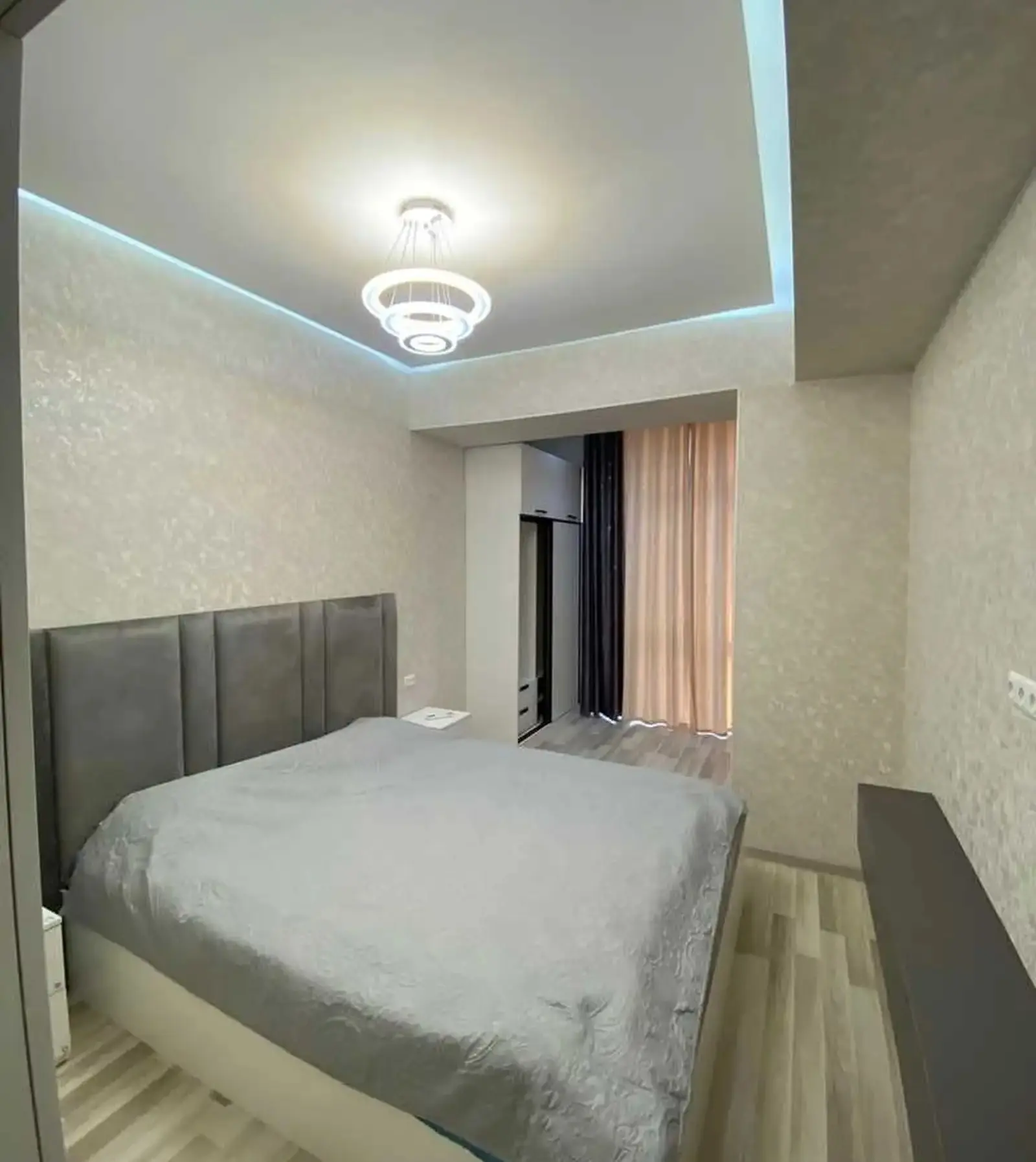 2-комн. квартира, 15 этаж, 110м², Шохмансур