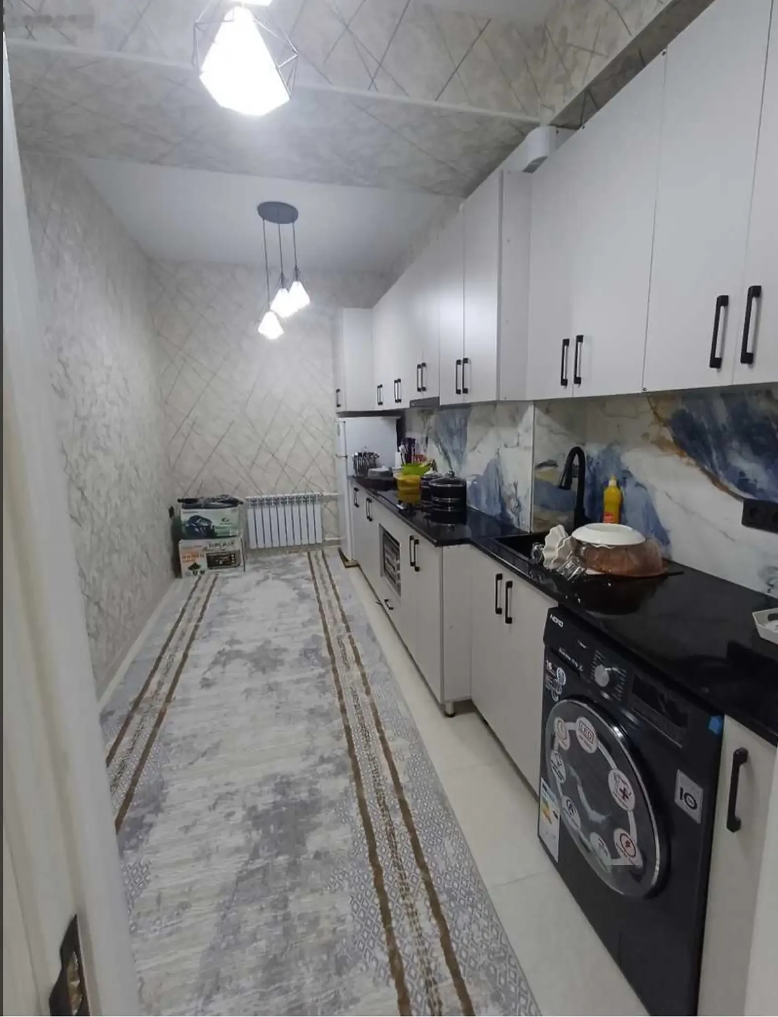 3-комн. квартира, 12 этаж, 80м², 82-мкр
