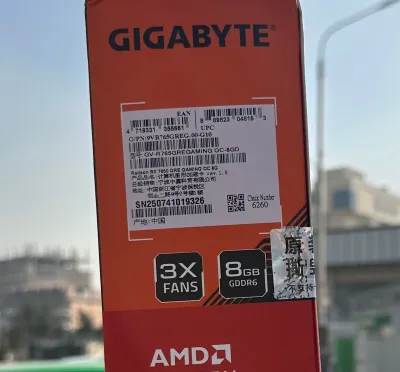Видеокарта AMD Radeon RX 7650 8G