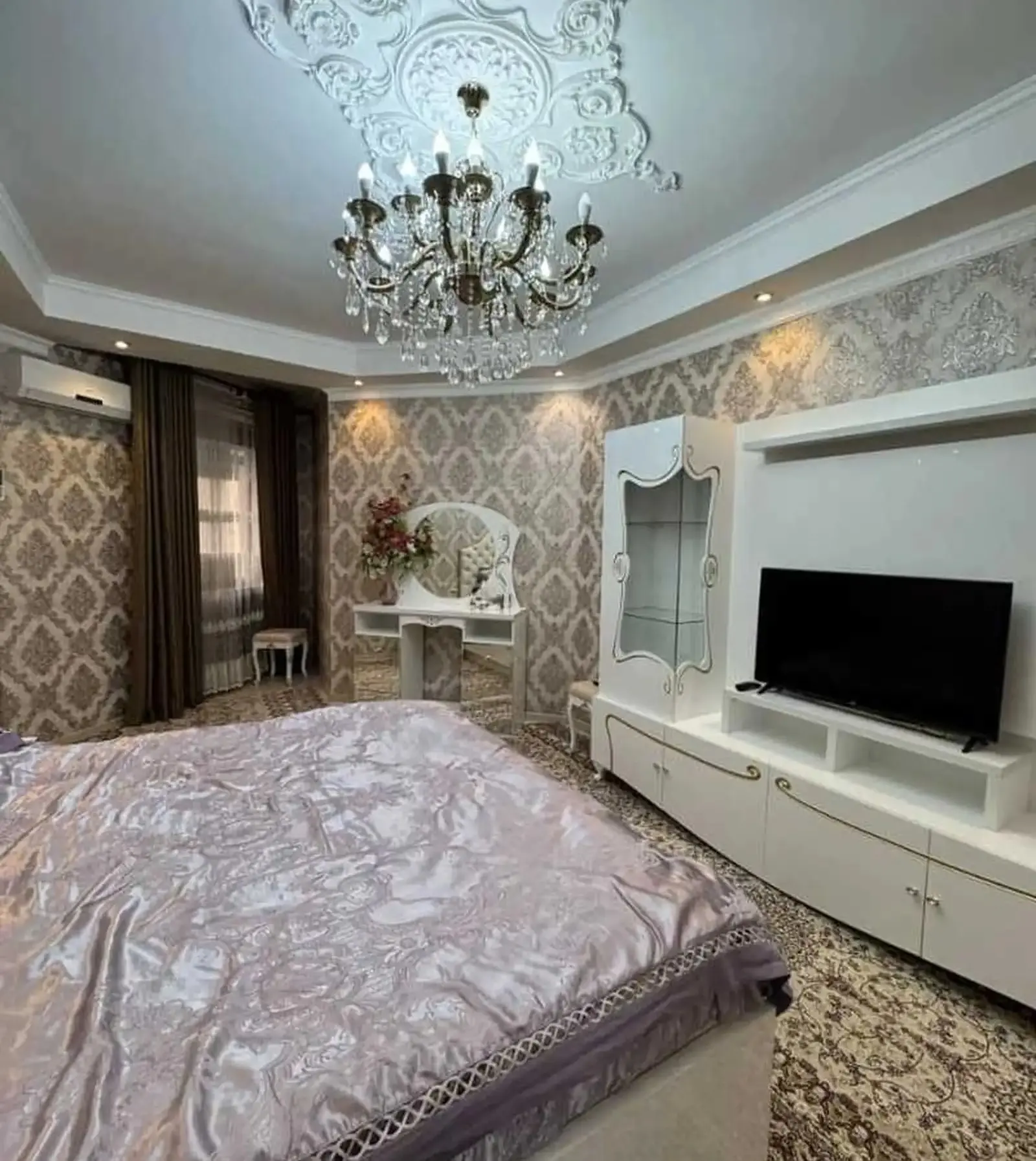 3-комн. квартира, 8 этаж, 130м², И.Сомони