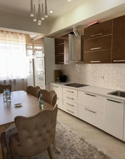 3-комн. квартира, 11 этаж, 98 м², : ул. Истаравшан, ориентир кафе Оригами