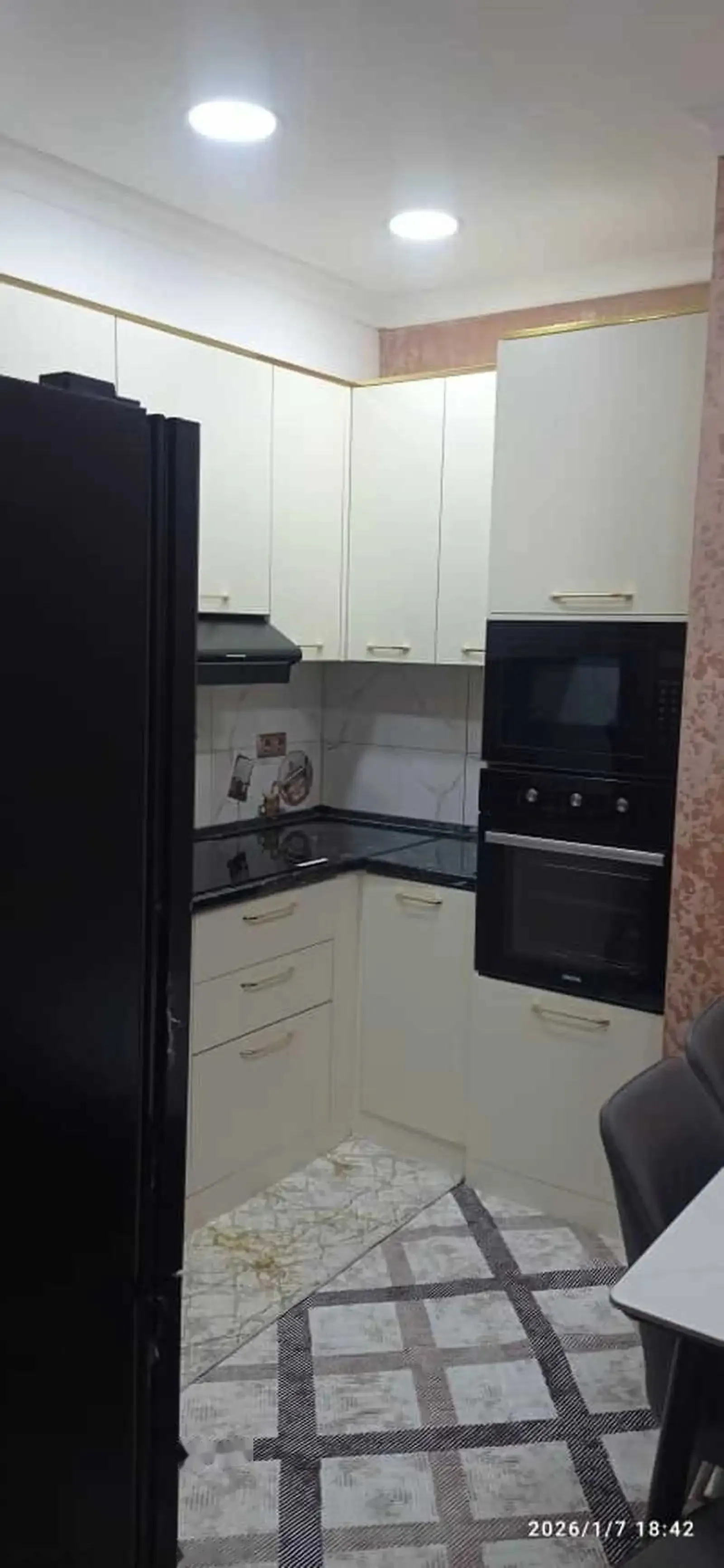 2-комн. квартира, 11 этаж, 60м², Зарафшон