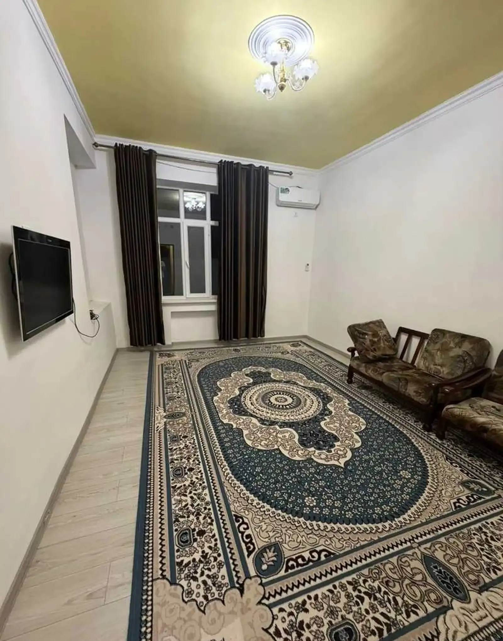 2-комн. квартира, 1 этаж, 80м², Шоҳмансур