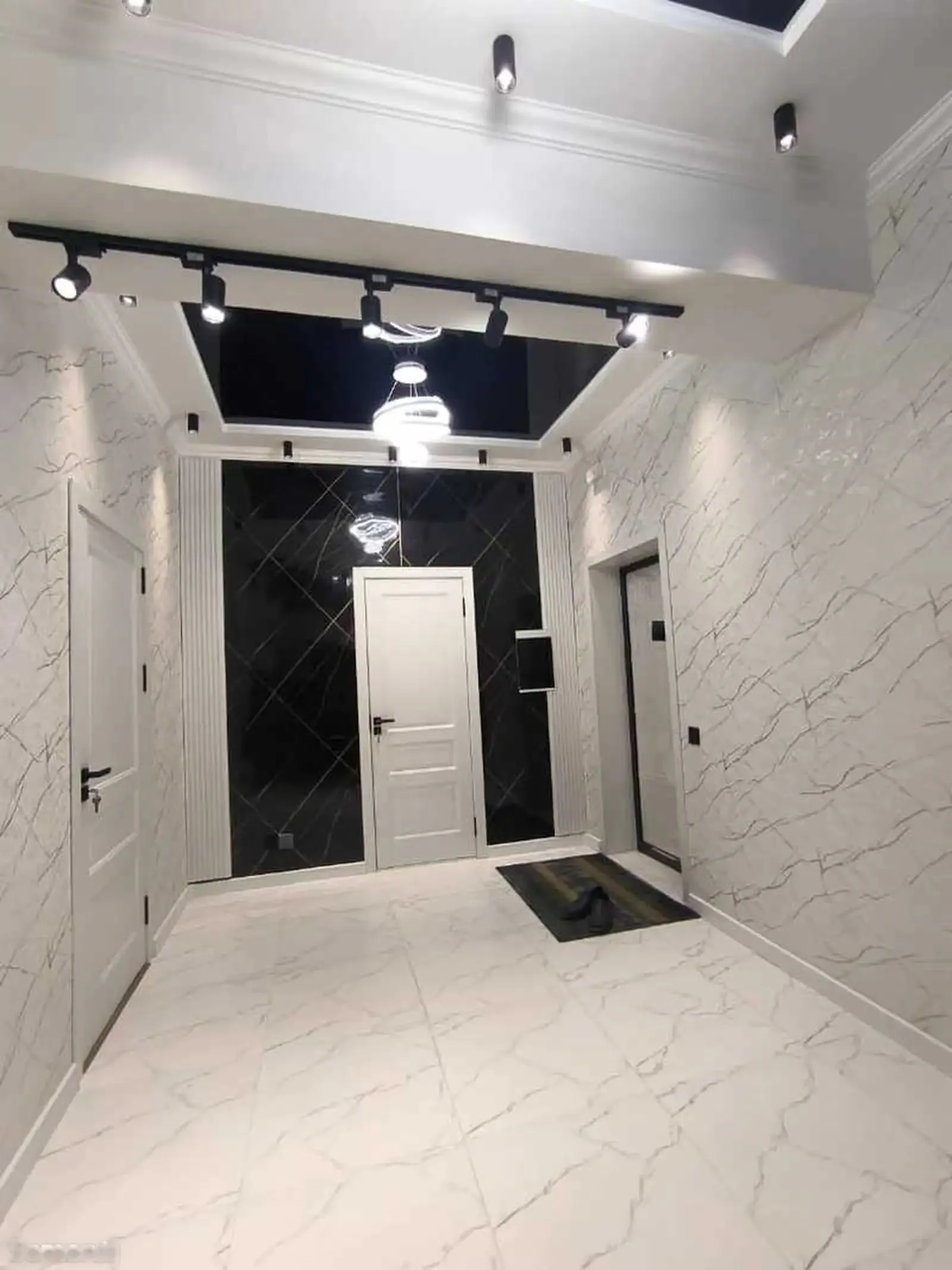 2-комн. квартира, 20 этаж, 72м², Дом печати