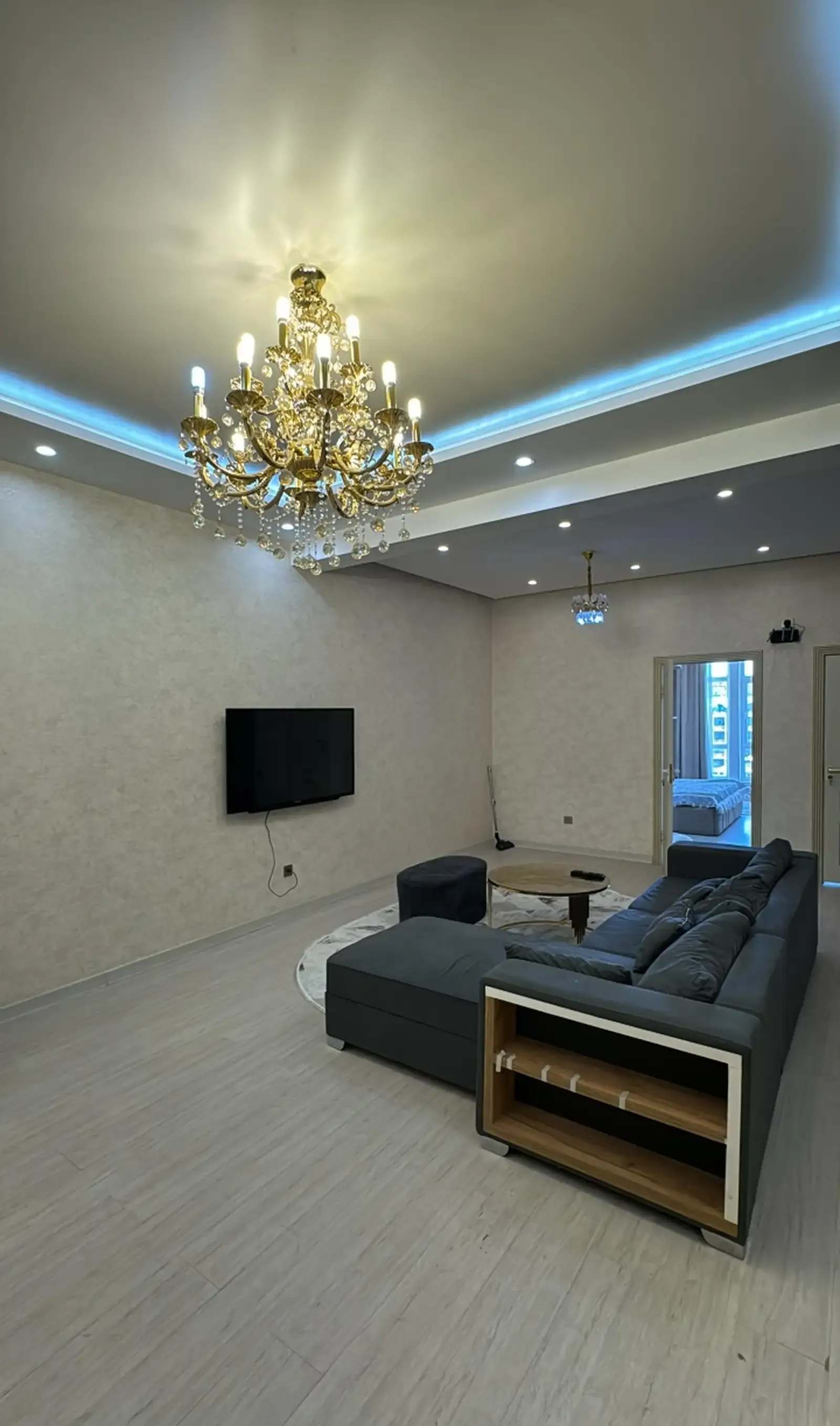 2-комн. квартира, 15 этаж, 90м², Овир