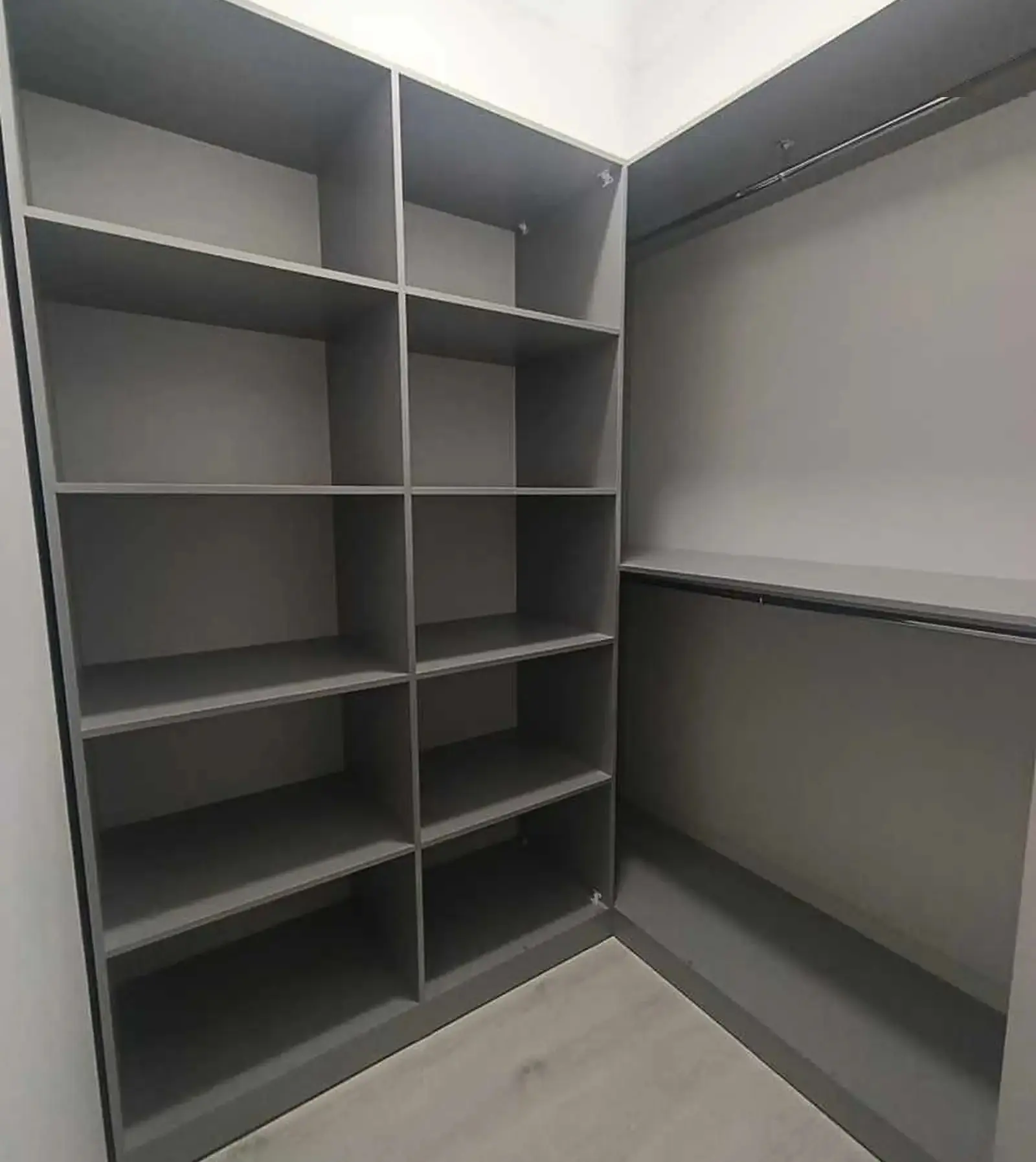 2-комн. квартира, 3 этаж, 79м², Фирдавси