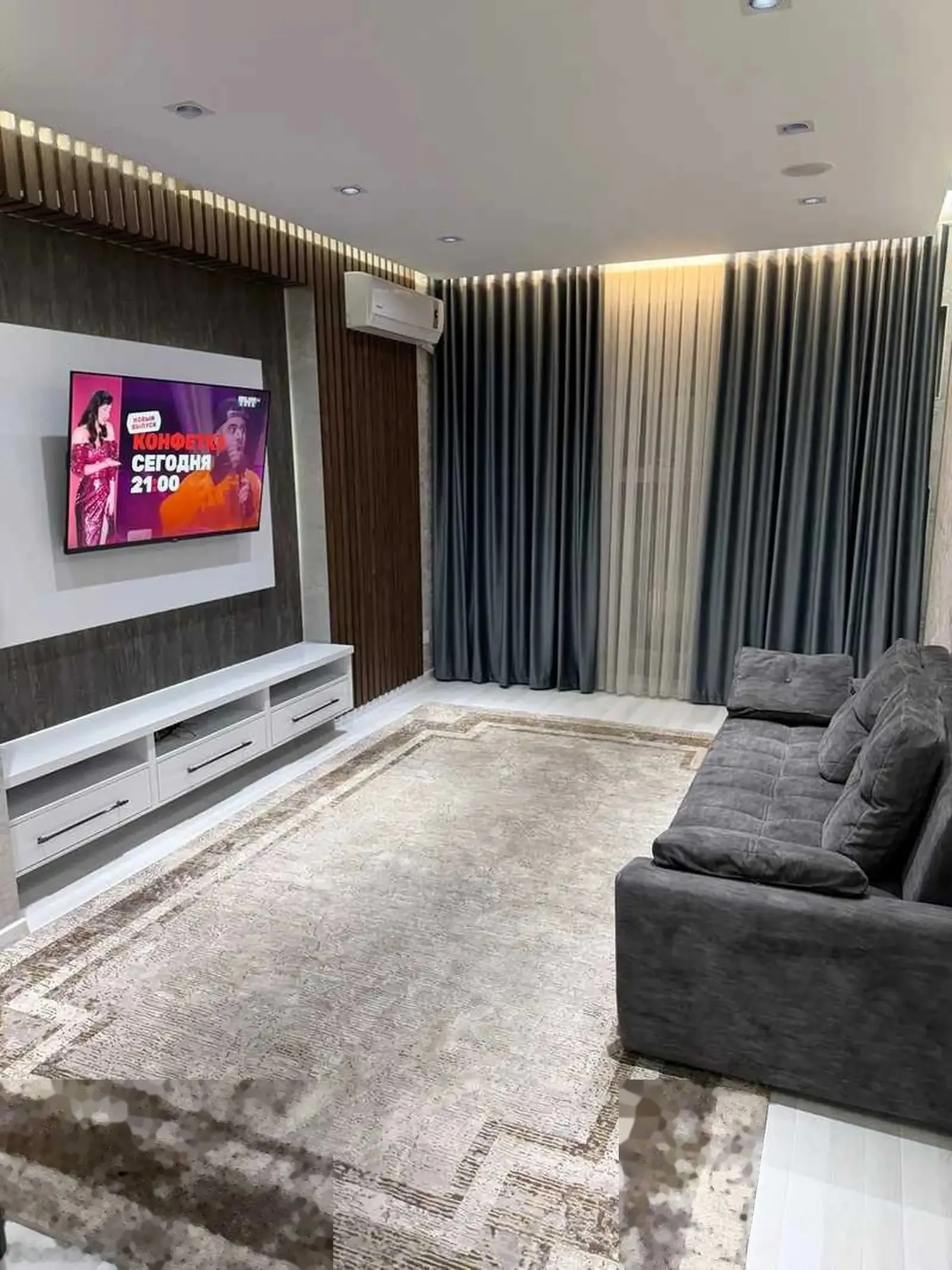 2-комн. квартира, 13 этаж, 75м², Шохмансур
