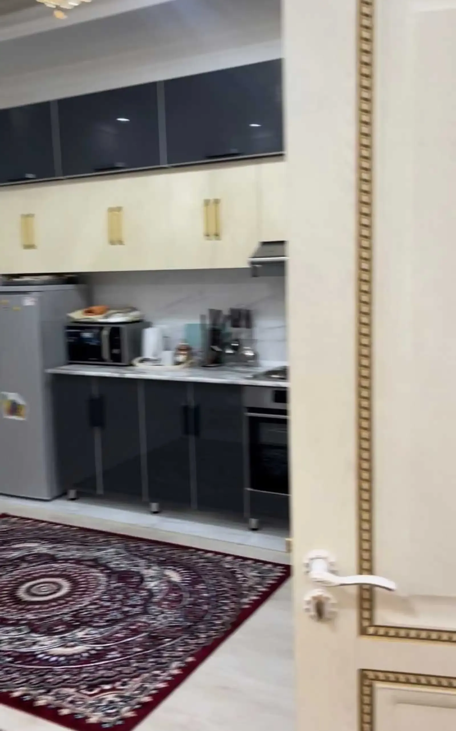 2-комн. квартира, 18 этаж, 75м², Дом печать