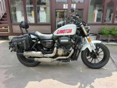 Мотоцикл QJ moto