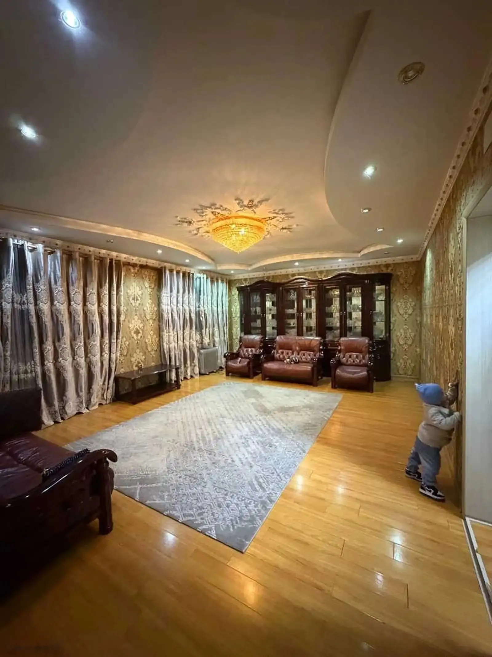 2-комн. квартира, 2 этаж, 83м², 8 март