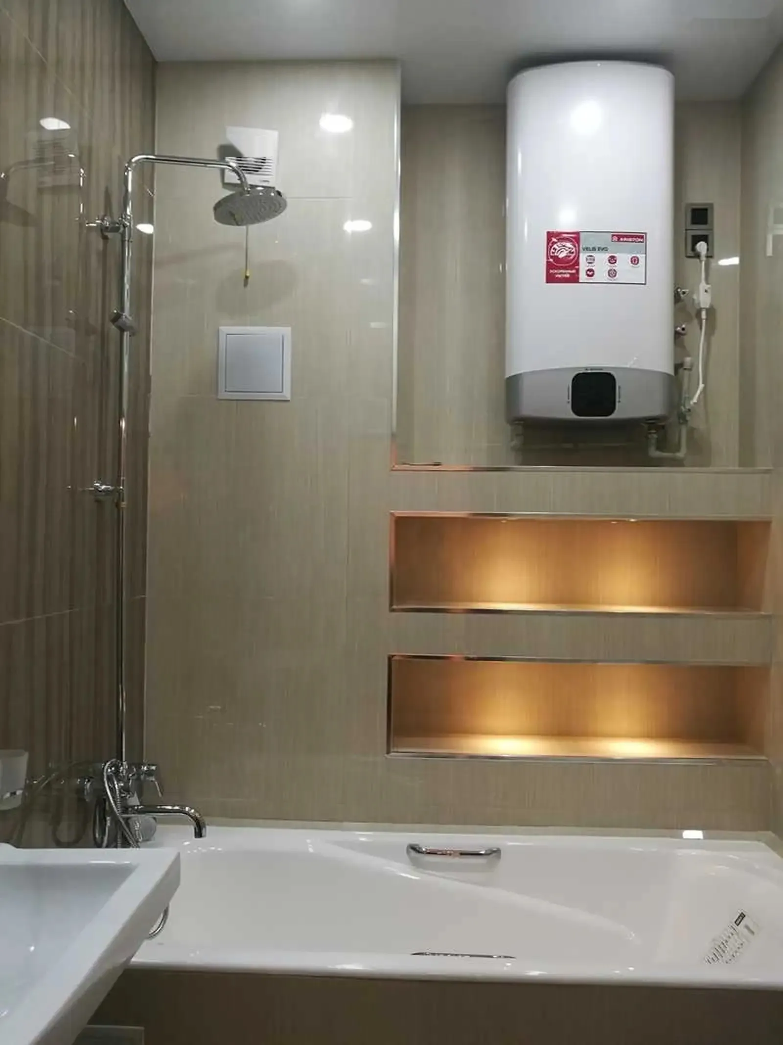 2-комн. квартира, 15 этаж, 57м², Сомони доми Симург
