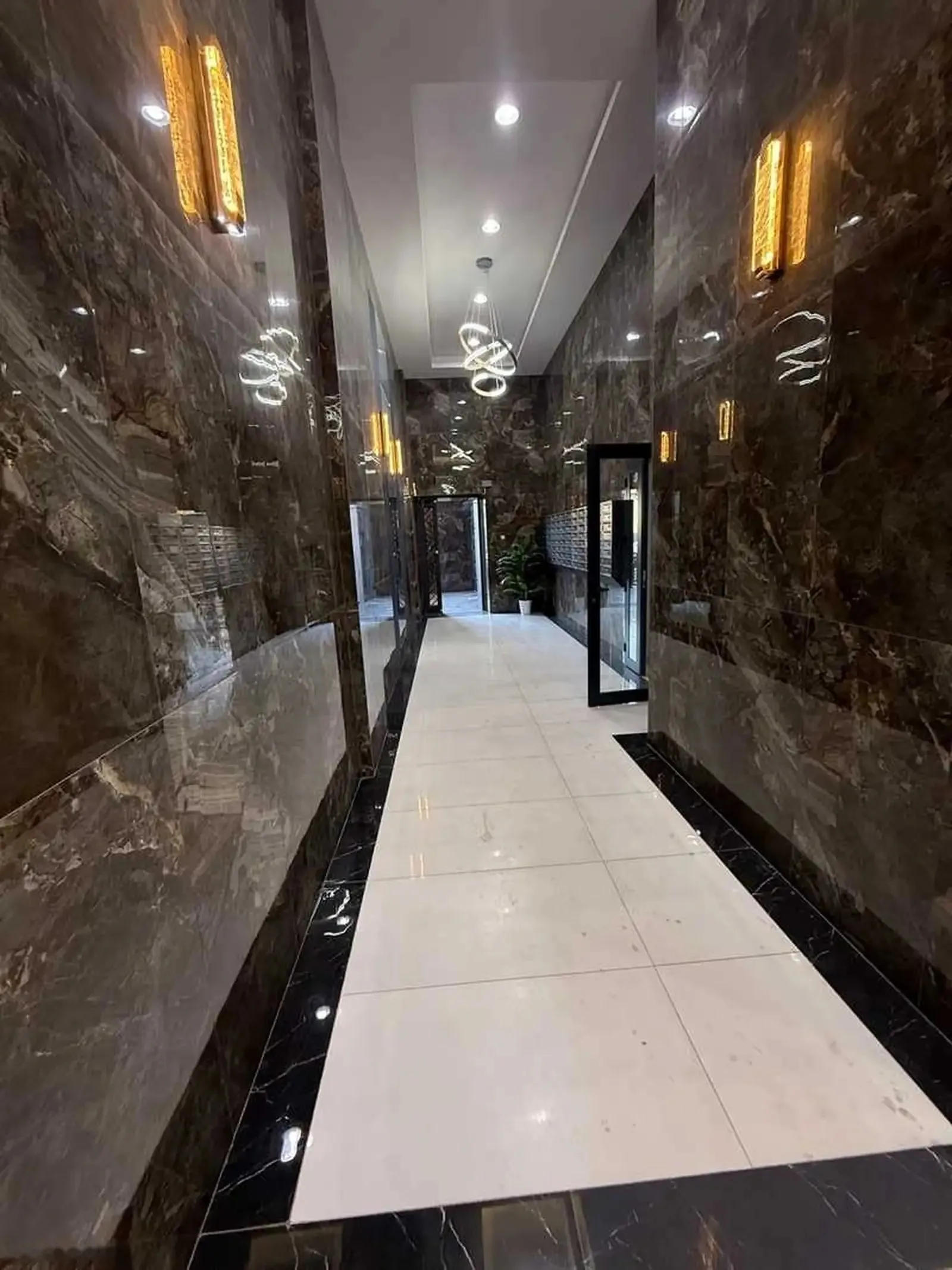 2-комн. квартира, 5 этаж, 60м², 82мкр