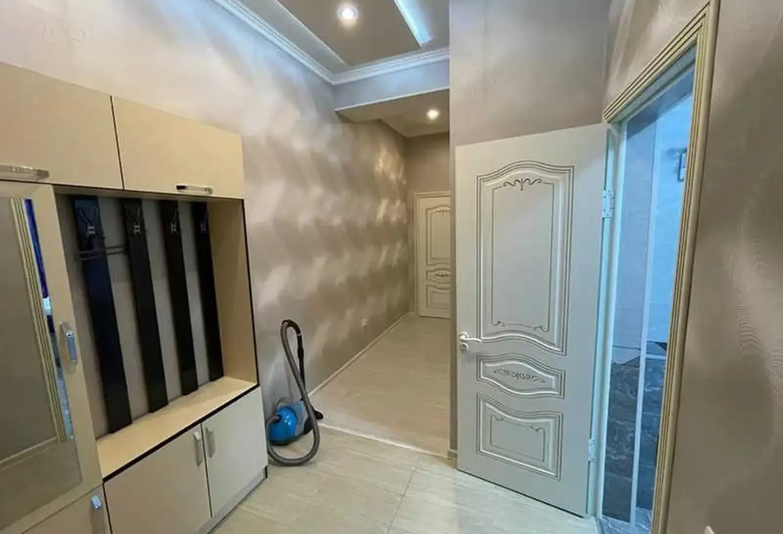 2-комн. квартира, 6 этаж, 58м², Воданасос