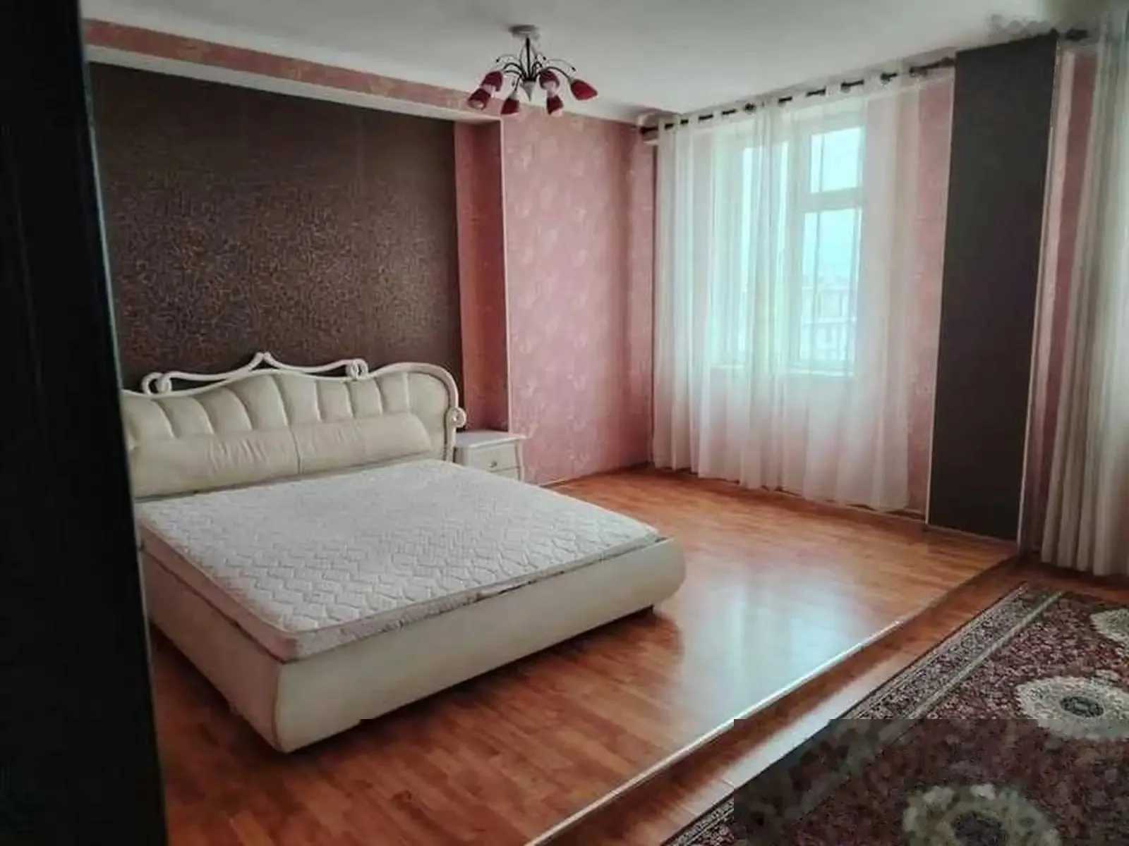 2-комн. квартира, 10 этаж, 110м², Сомони