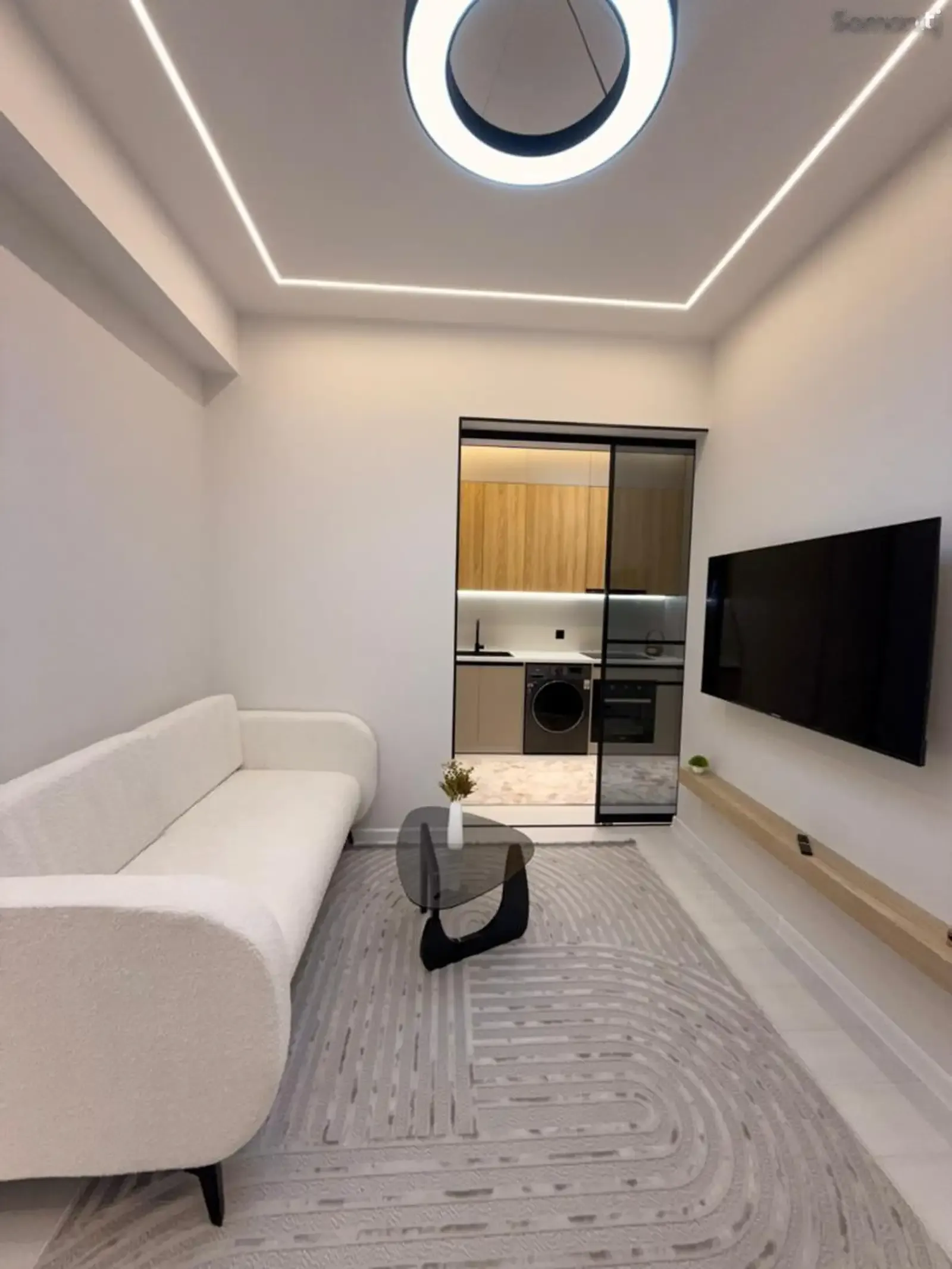 3-комн. квартира, 14 этаж, 91 м², новое здание УВД недалеко от Текстиля