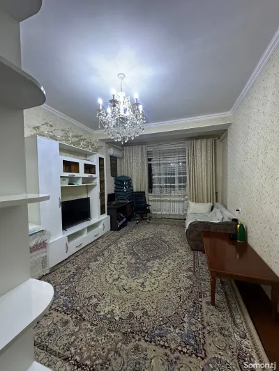 3-комн. квартира, 8 этаж, 77 м², Исмоили Сомони, Овир