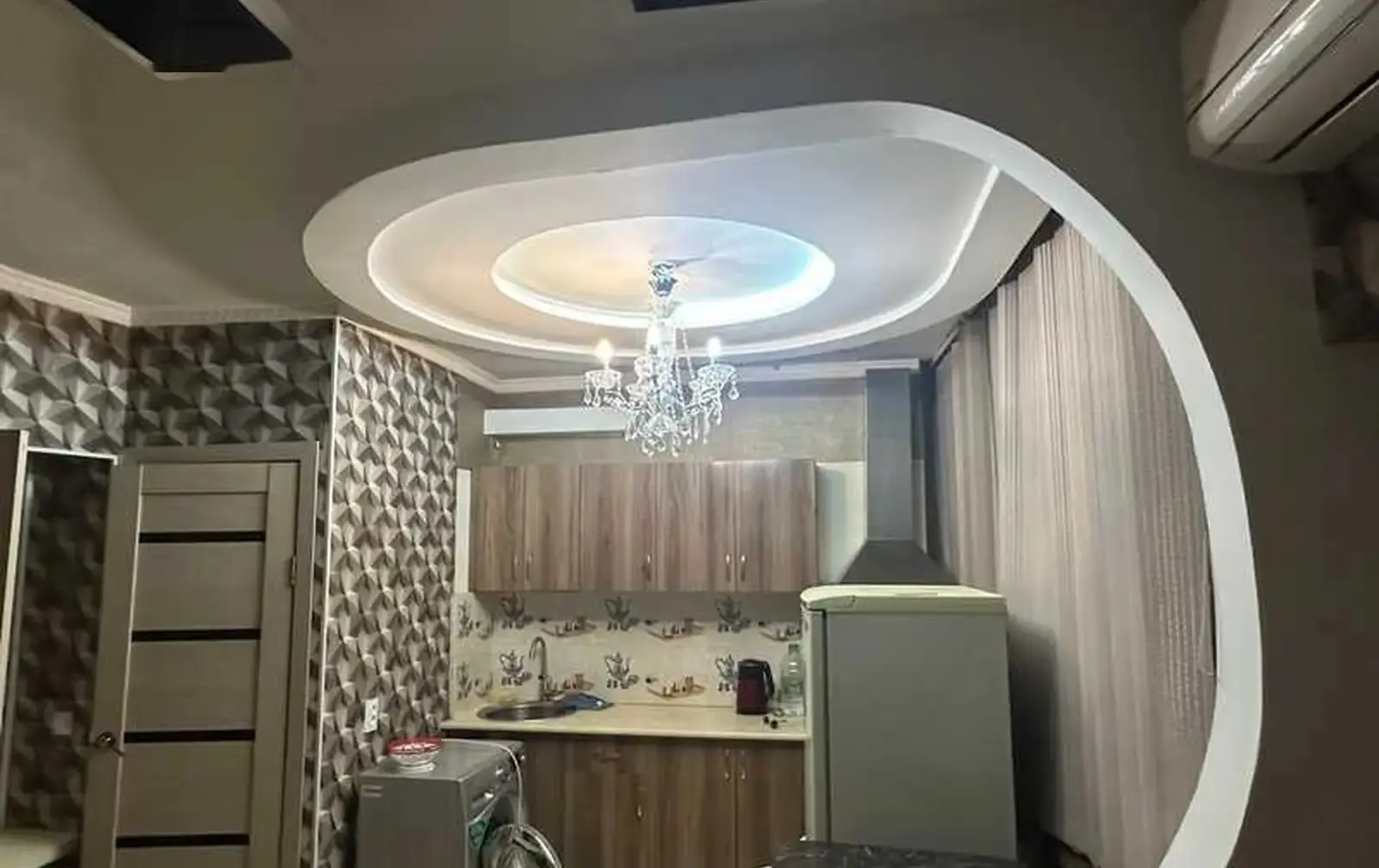 2-комн. квартира, 8 этаж, 66м², И.Сомони