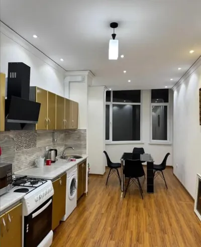 2-комн. квартира, 8 этаж, 106м², Шохмансур