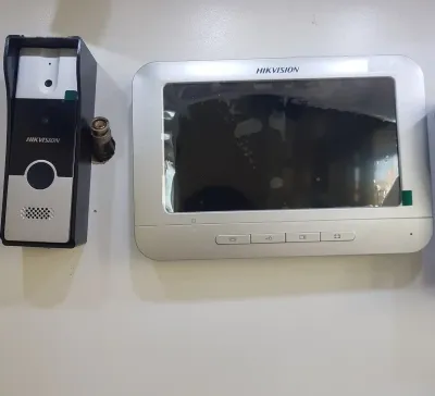Домофон Hikvision kis 204