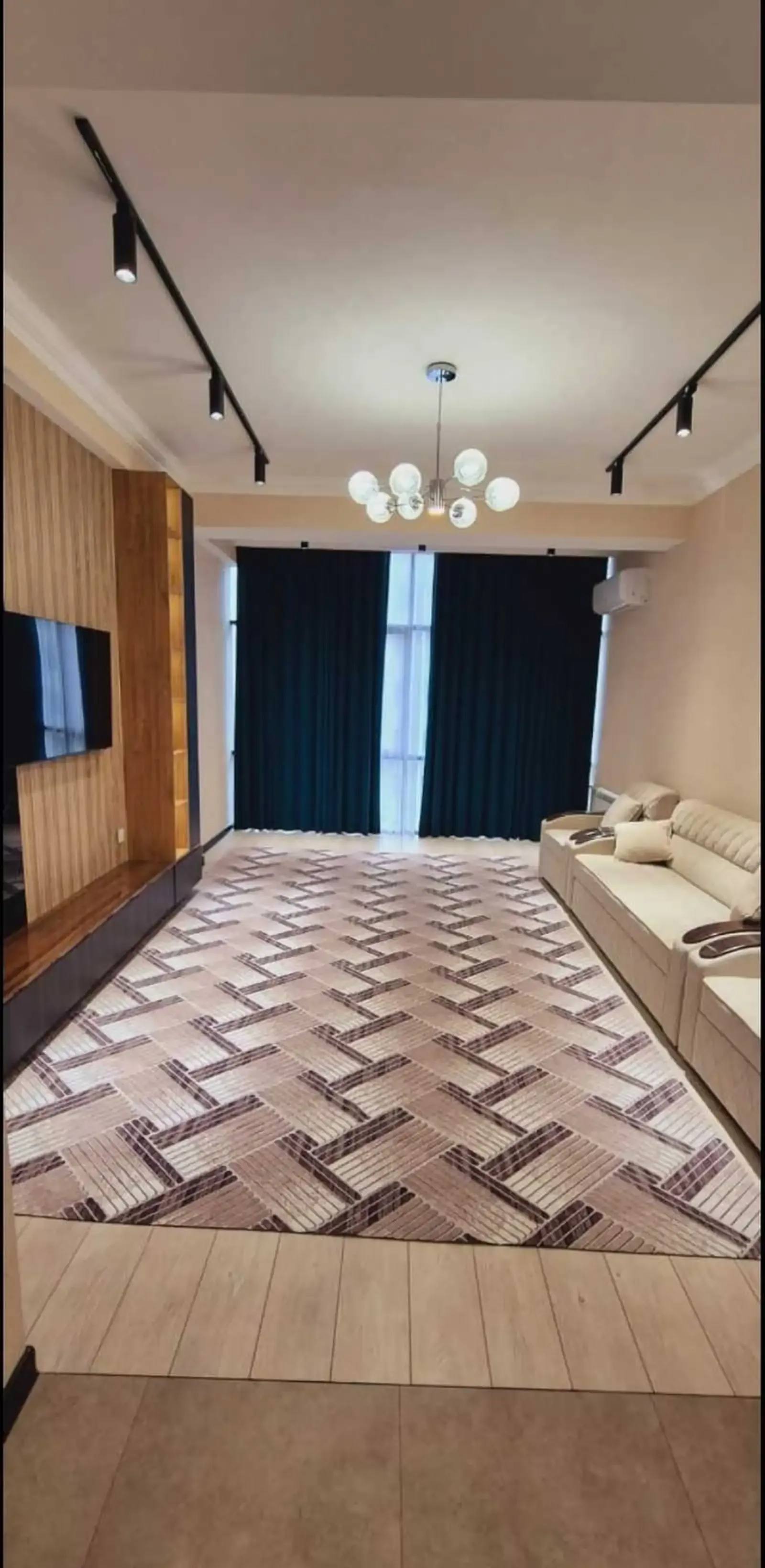 2-комн. квартира, 13 этаж, 77м², Шоҳмансур