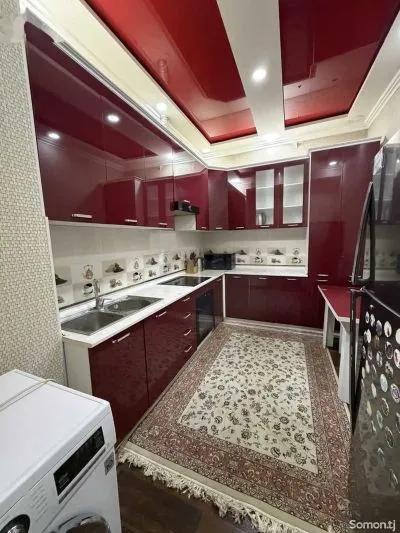 2-комн. квартира, 5 этаж, 90м², Садбарг