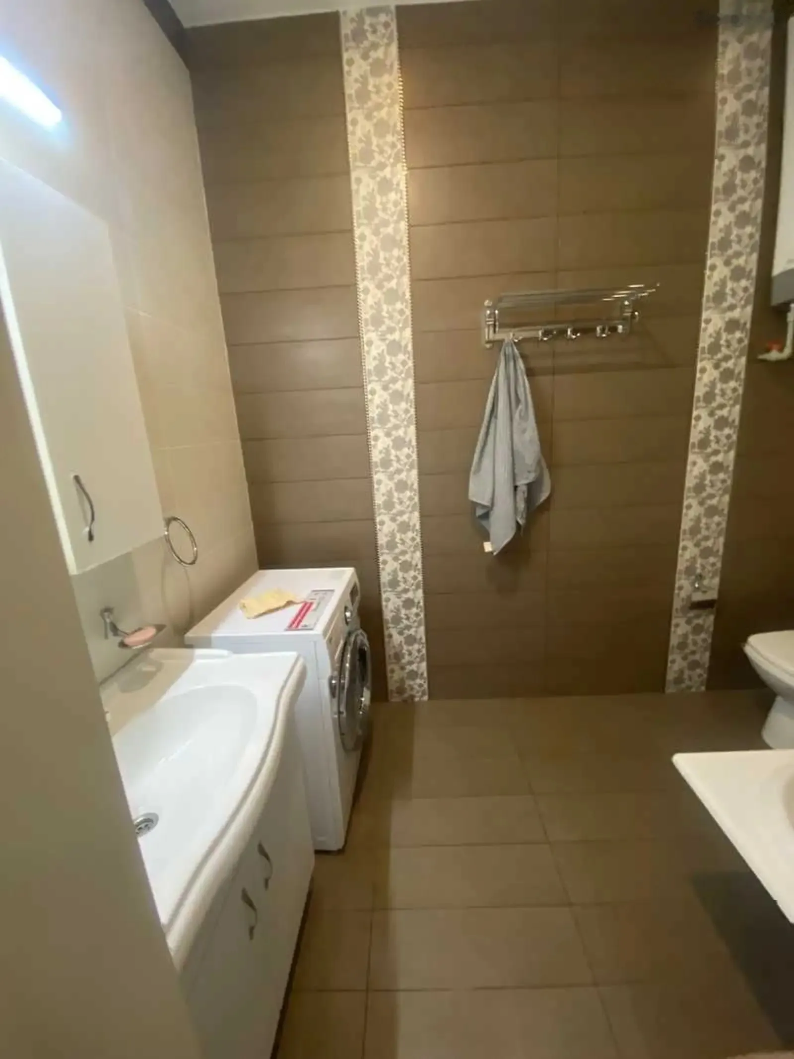 2-комн. квартира, 8 этаж, 110м², И.Сомони