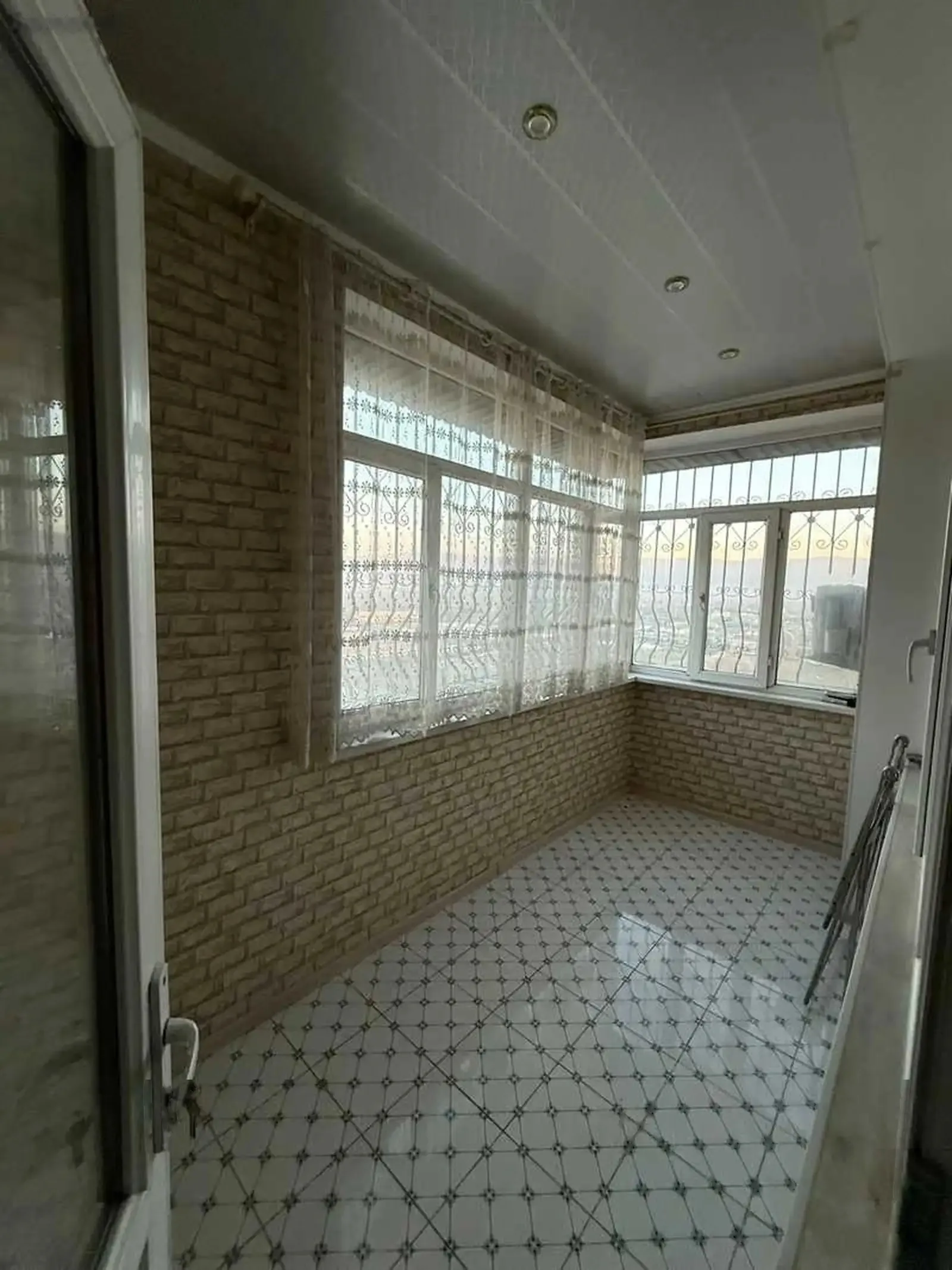 3-комн. квартира, 8 этаж, 120м², н.Фирдавси