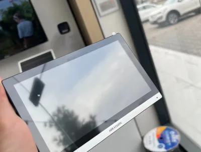 IP Дисплей домофона 7 дюйм Hikvision DS-KH6350-WTE1