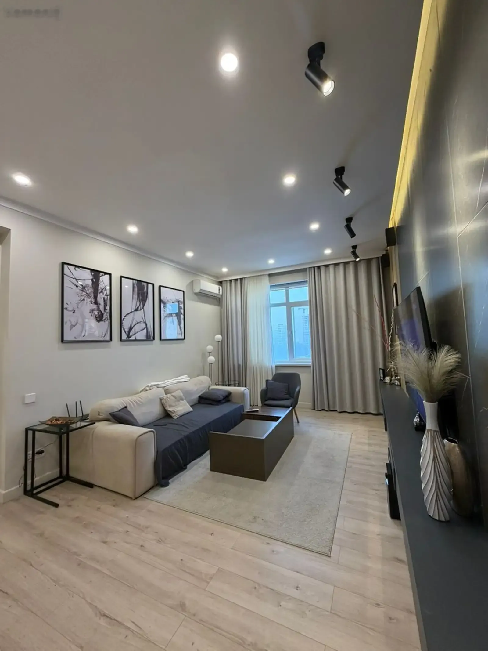 3-комн. квартира, 13 этаж, 110м², Ашан